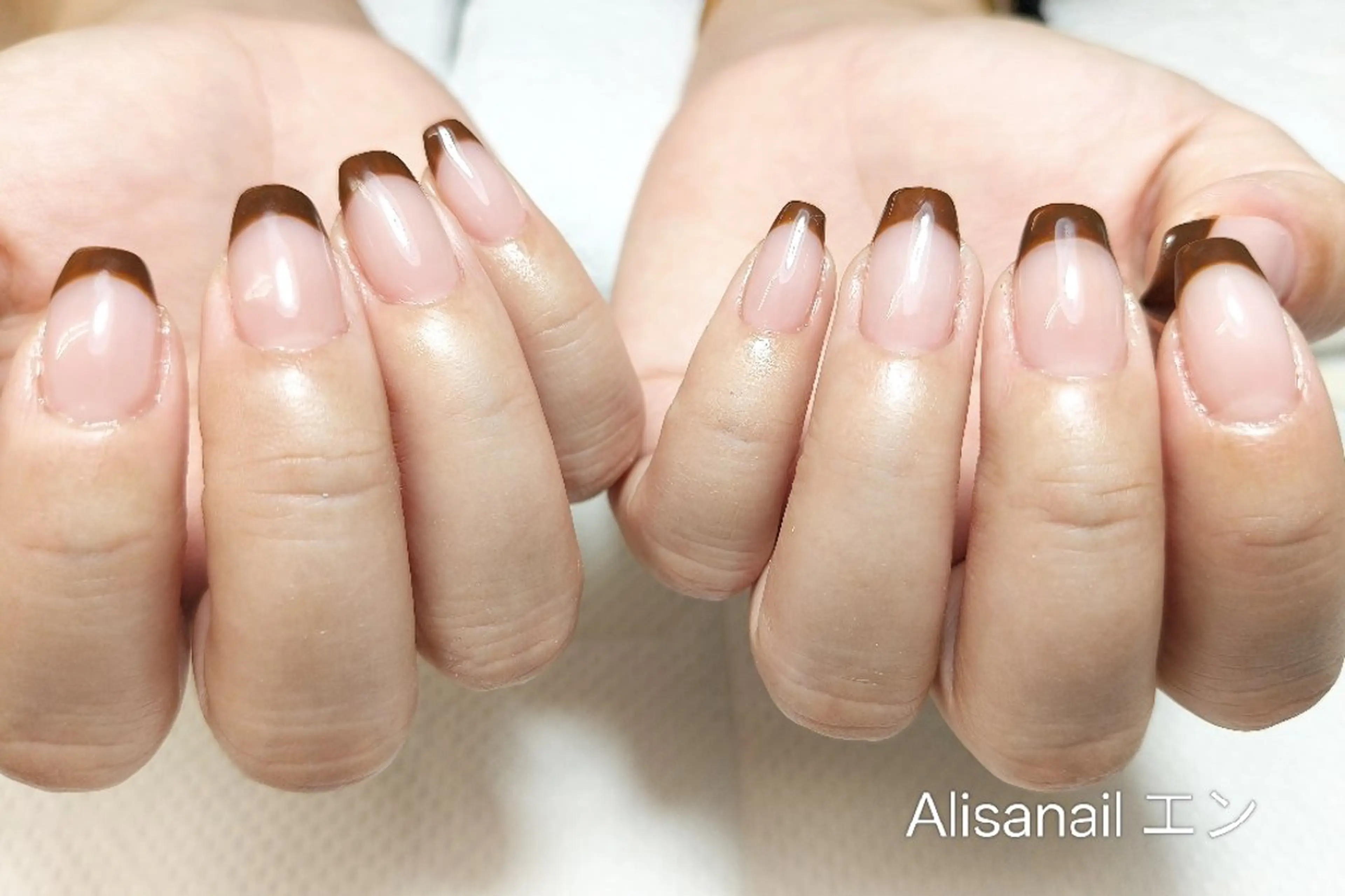 ネイル フレンチネイル エ ンのネイルデザイン