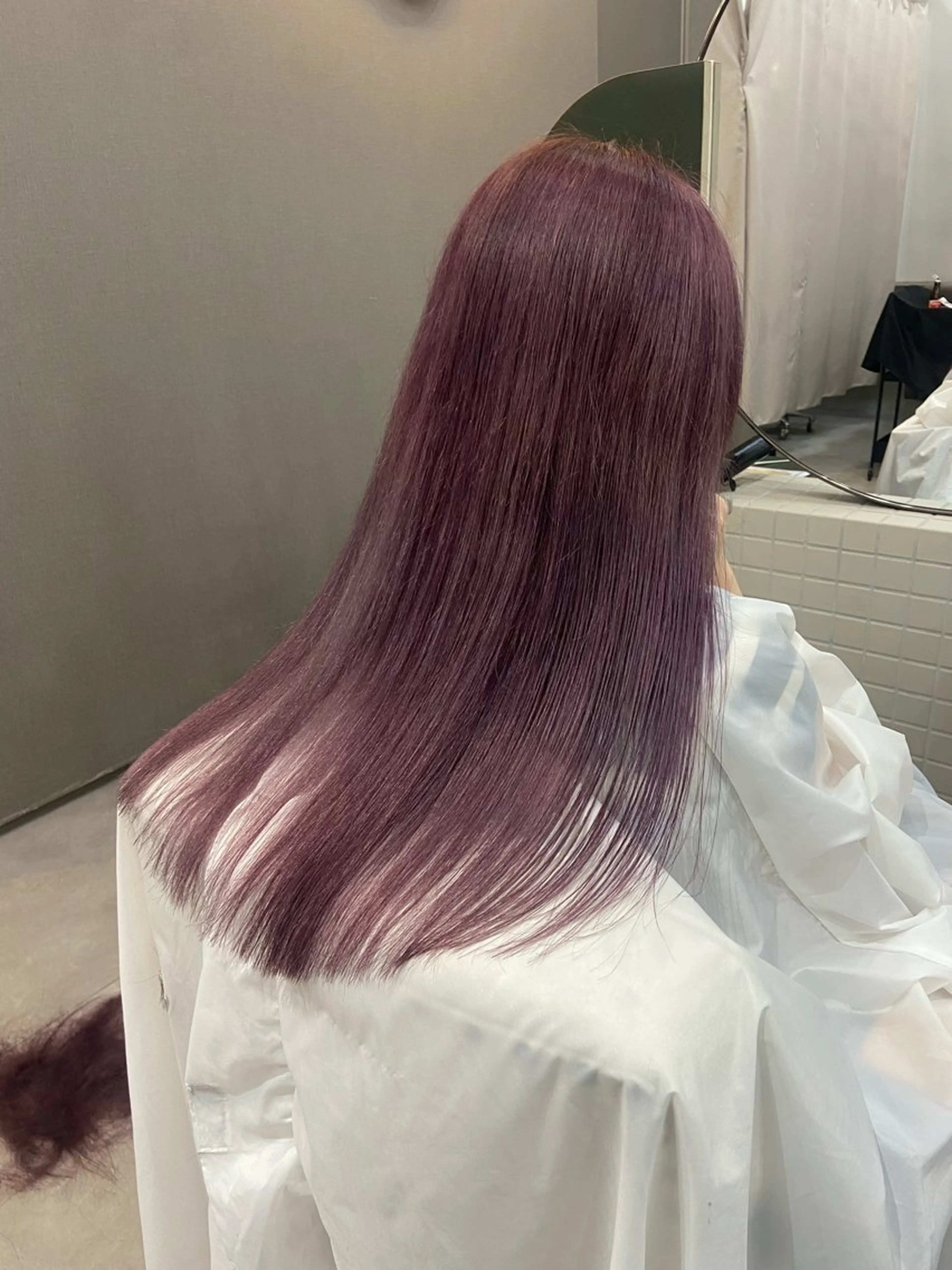 ロング ヘアカラー Lutowa plus所属・ヨシザキ カノンのヘアスタイル