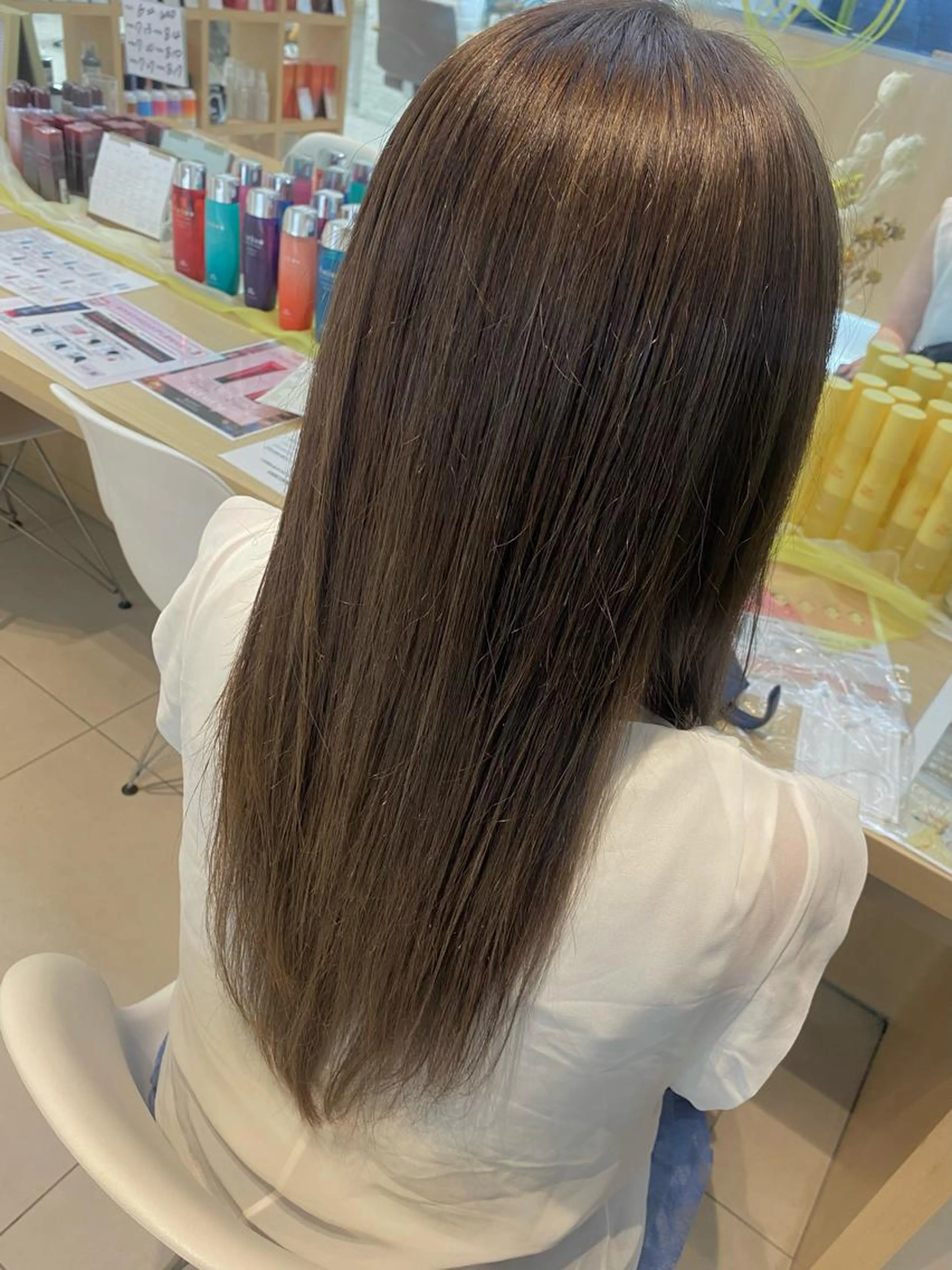 【最後のお得クーポン】白髪ぼかしハイライトの写真