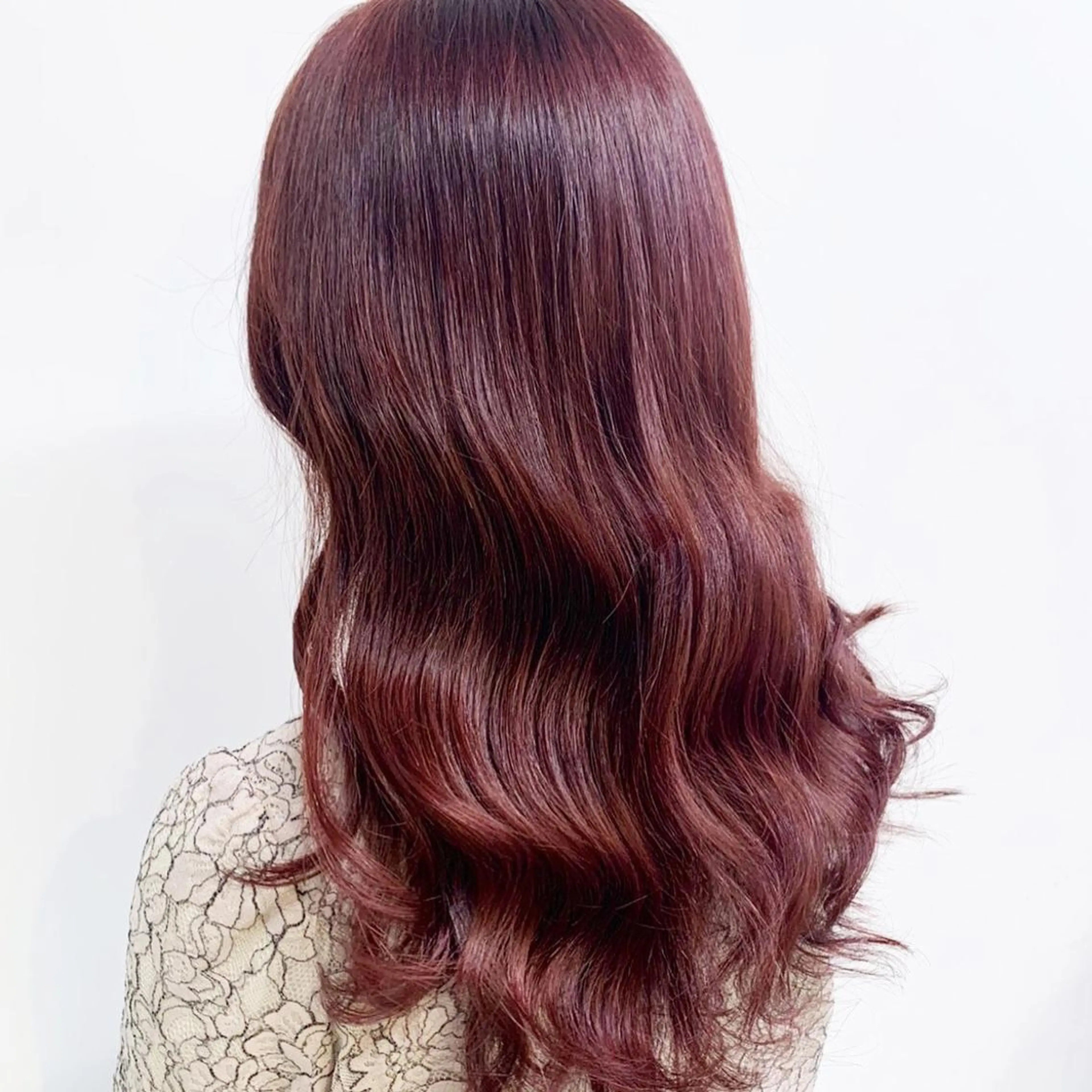 ロング カラー ハイトーン🤍ブロン ド🤍MISAKIのヘアスタイル