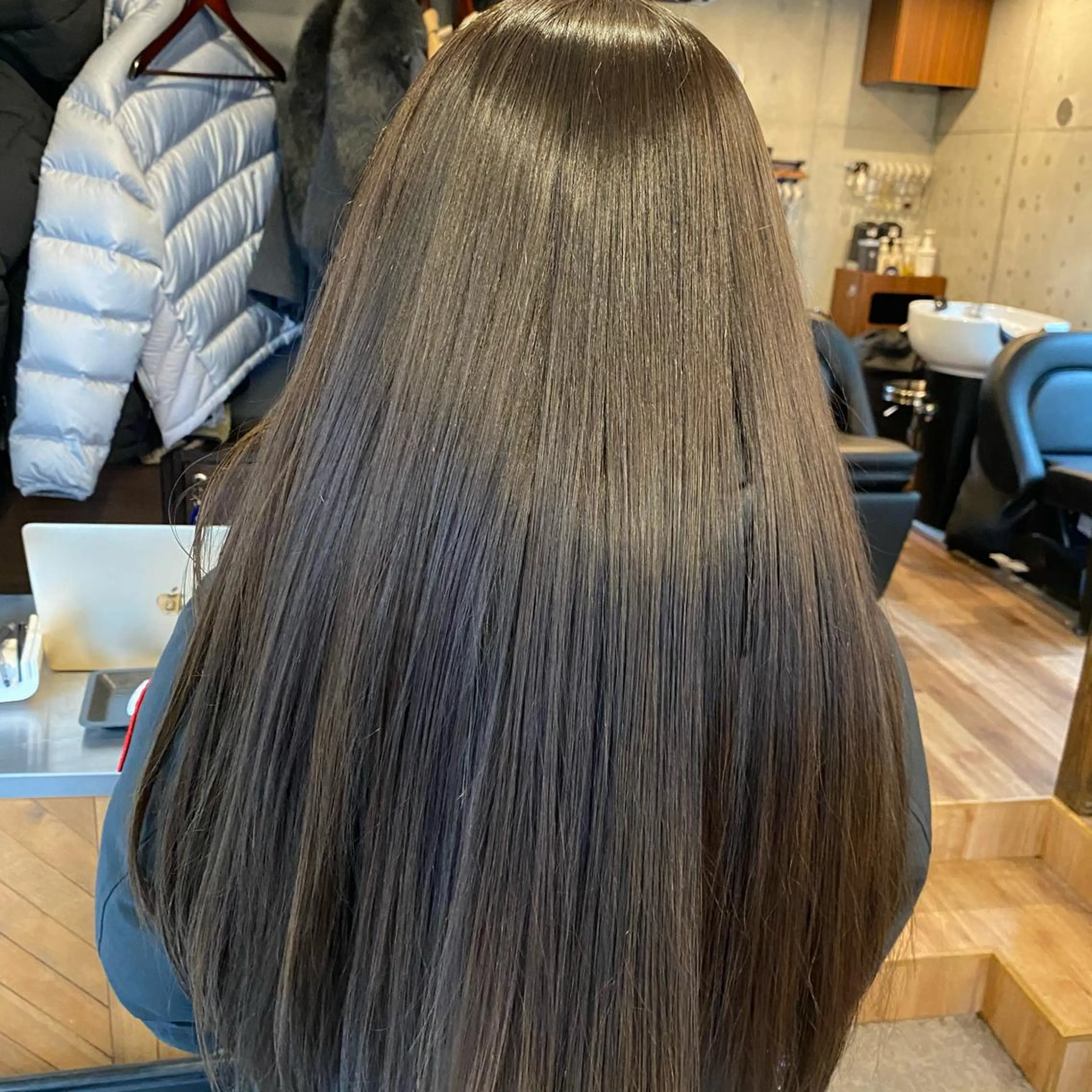 ロング カラー 艶髪ブリーチ 永井竜也のヘアスタイル