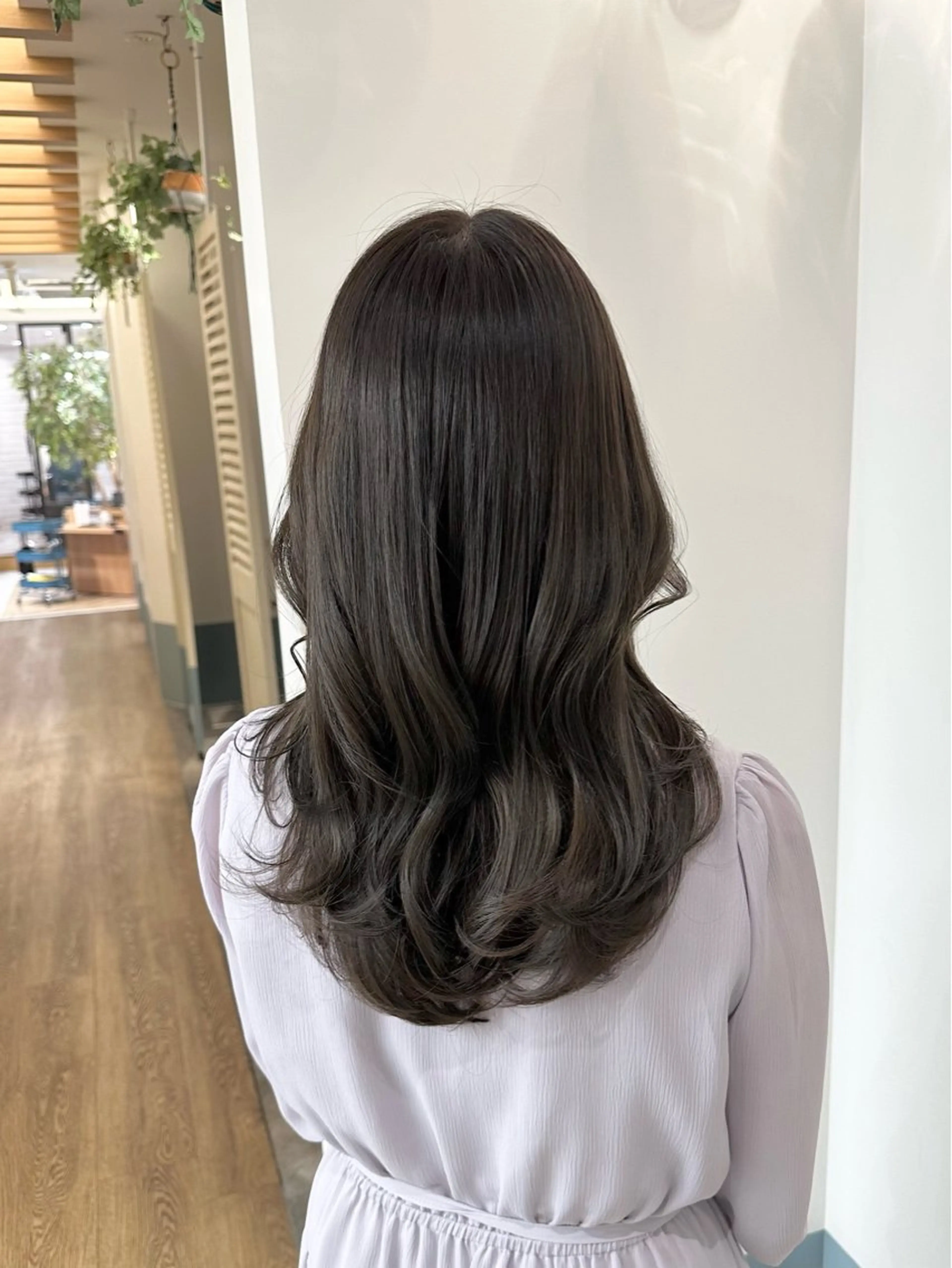 ロング ヘアカラー トリートメント カット無料| 青山 |髪質改善のヘアスタイル