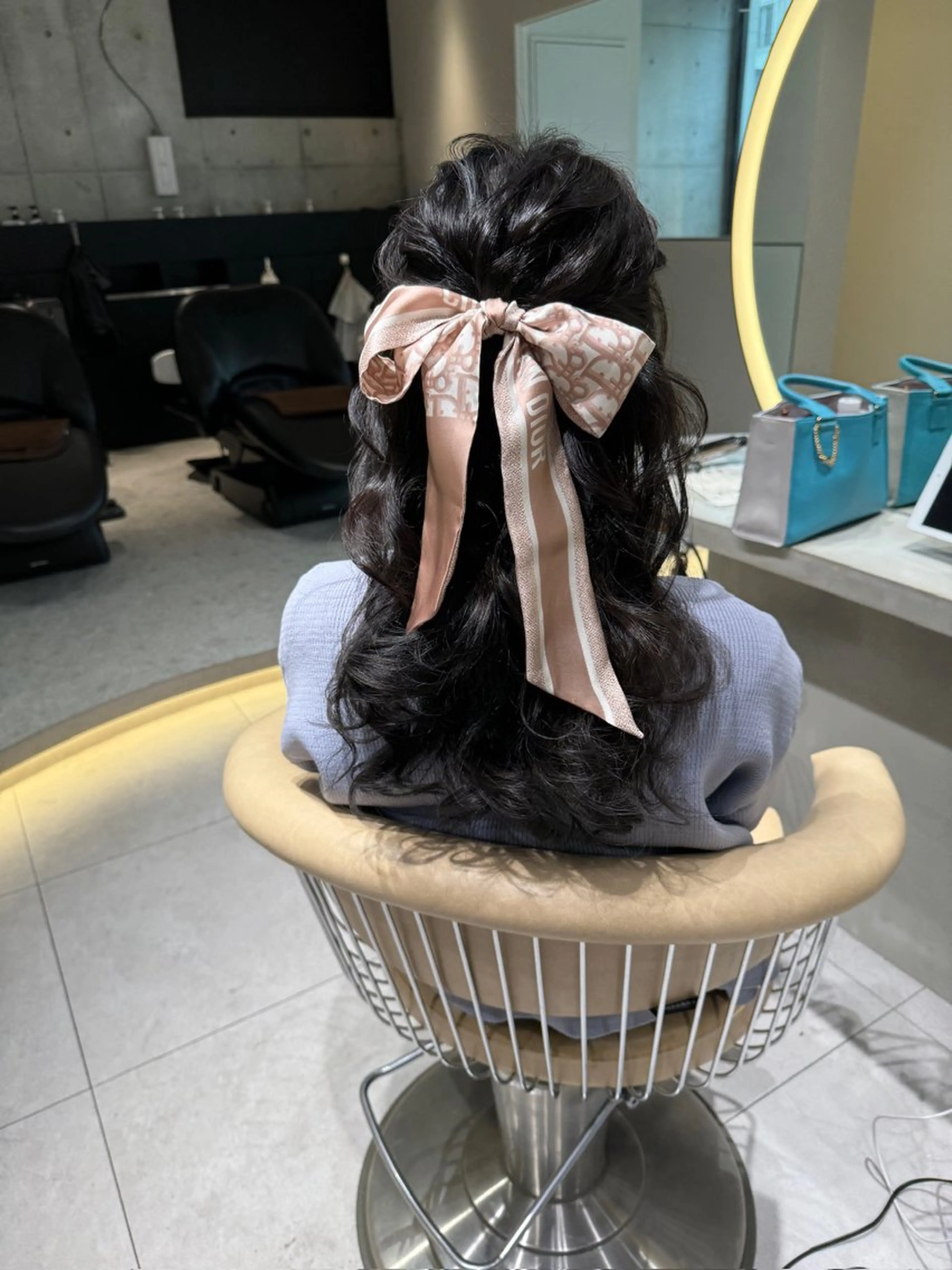 ヘアアレンジ ヘアセット ブリーチなしWカラー ヘアセット🎀はるかのヘアスタイル