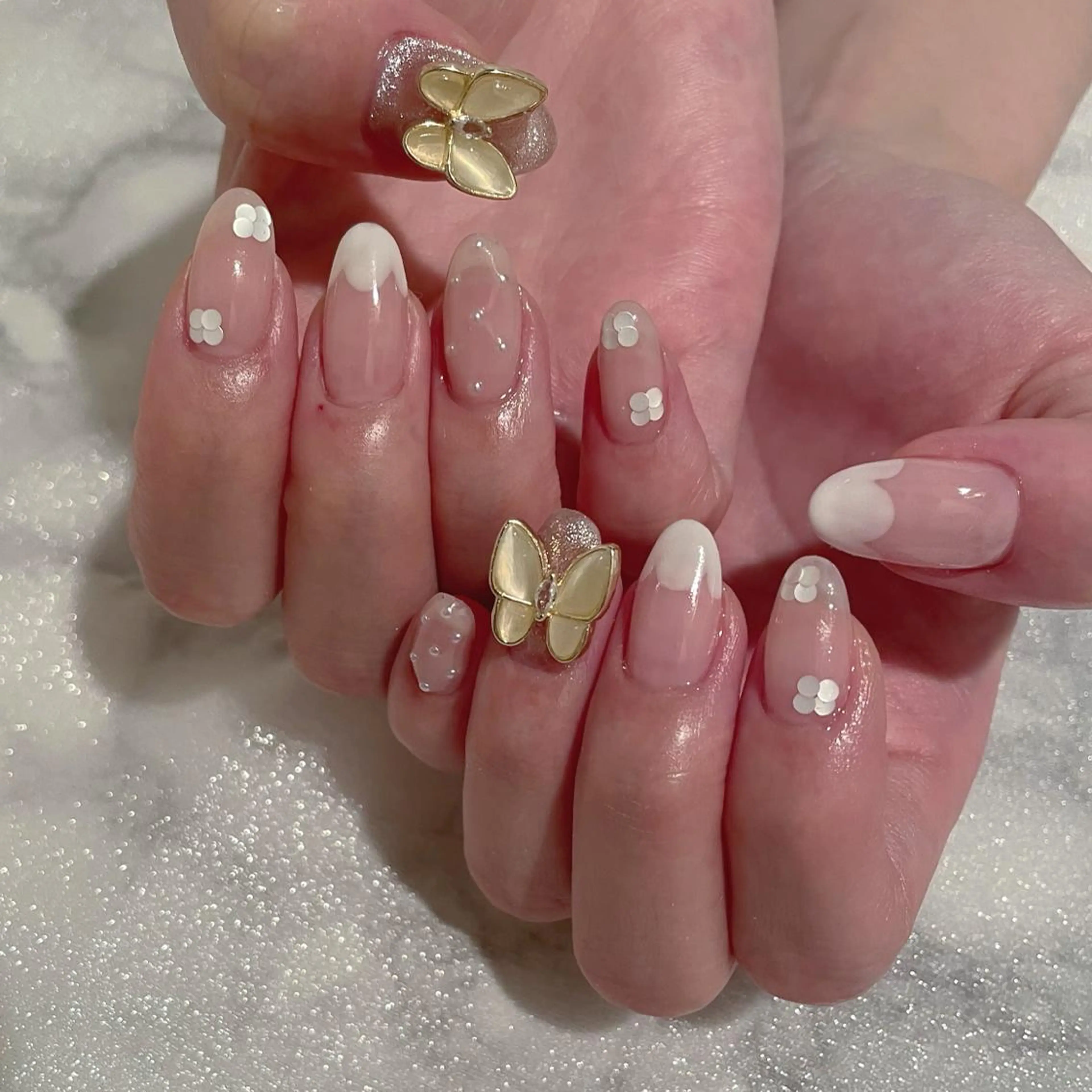 ネイル フラワーネイル マグネットネイル ハンドネイル ハンドケア lyly.nail所属・lylynail YUUKAのネイルデザイン