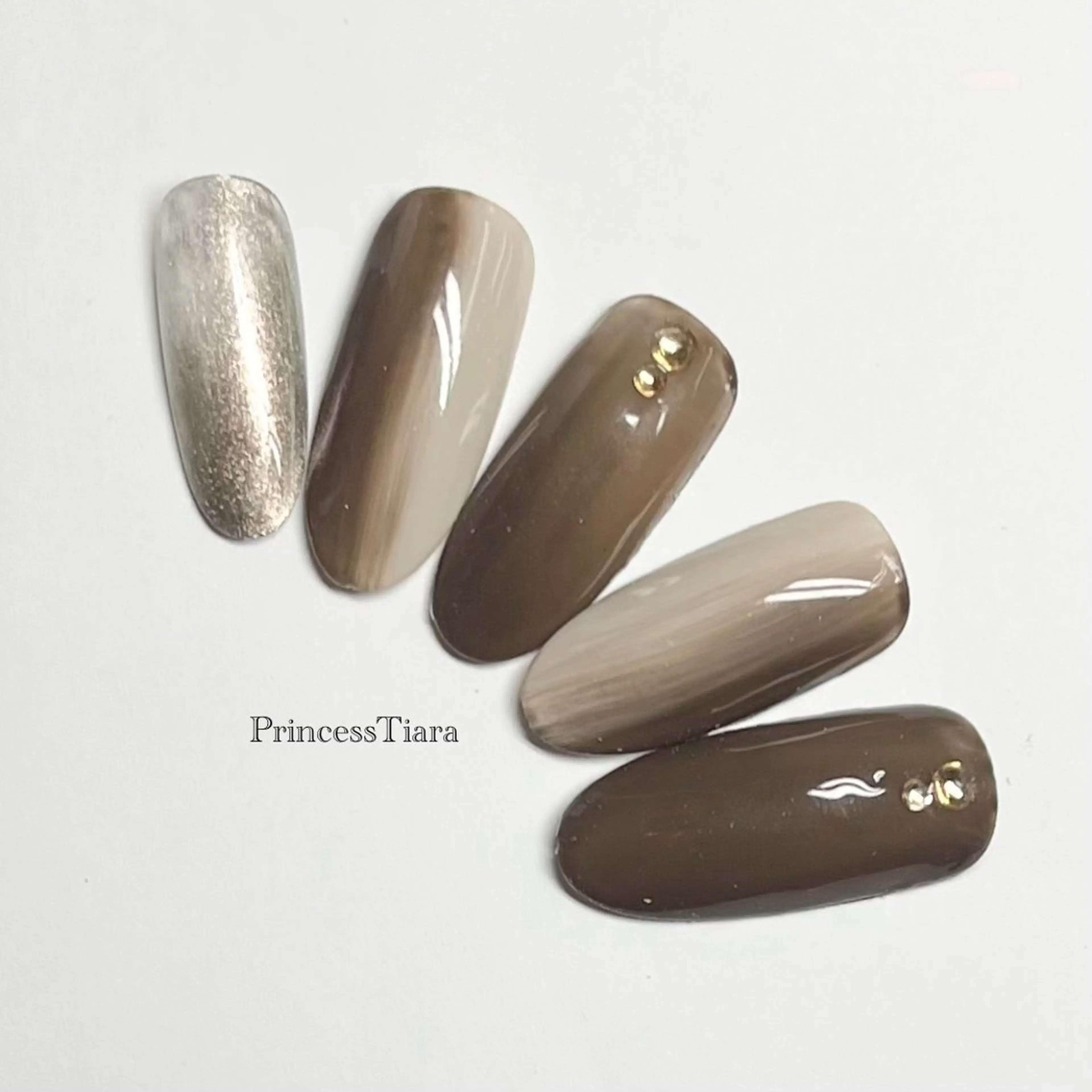 ネイル Grantulle collegeのネイルデザイン
