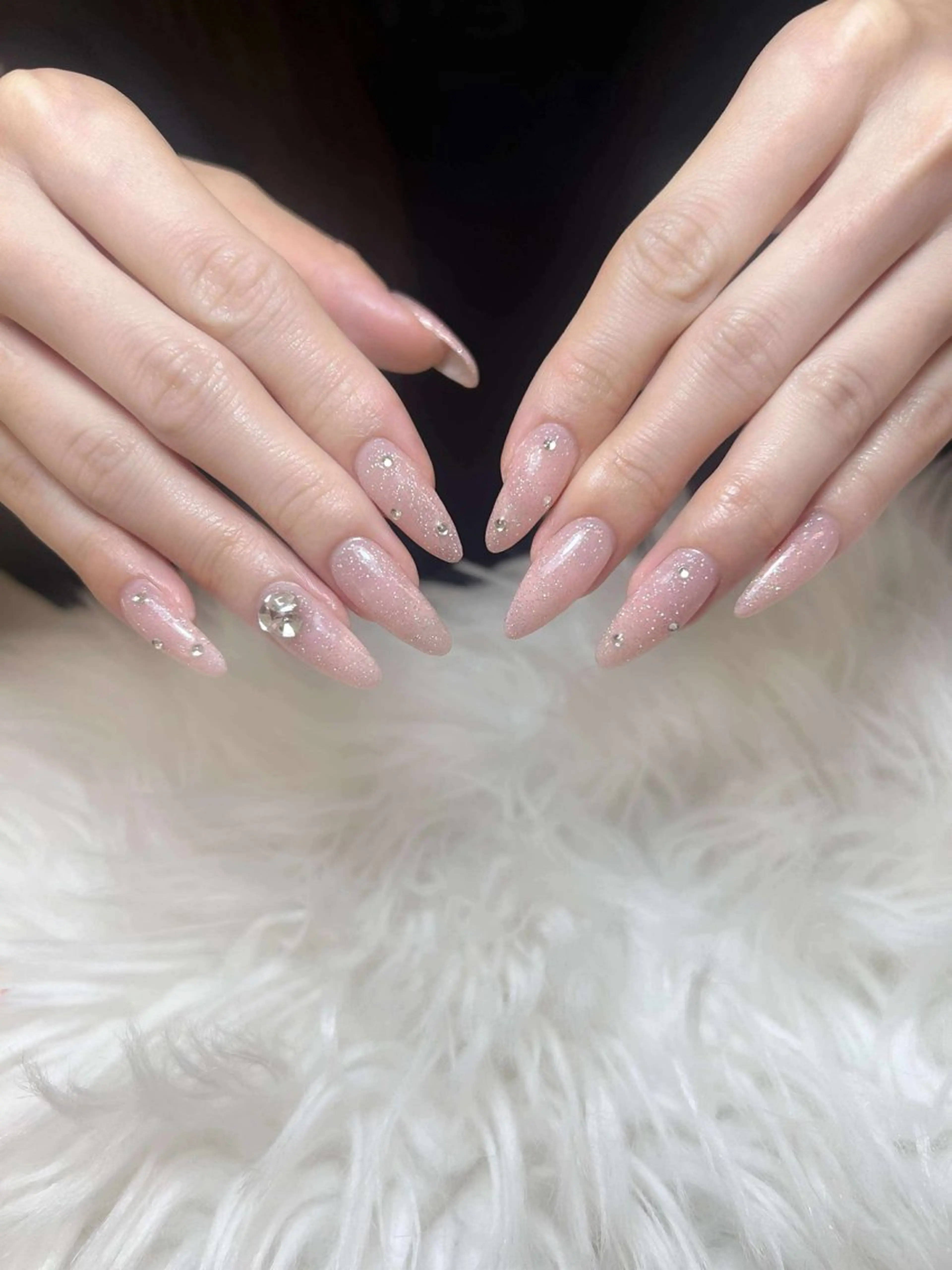 ネイル アートネイル オーロラネイル チークネイル 長さ出し フットネイル Noiranail_ studioのネイルデザイン