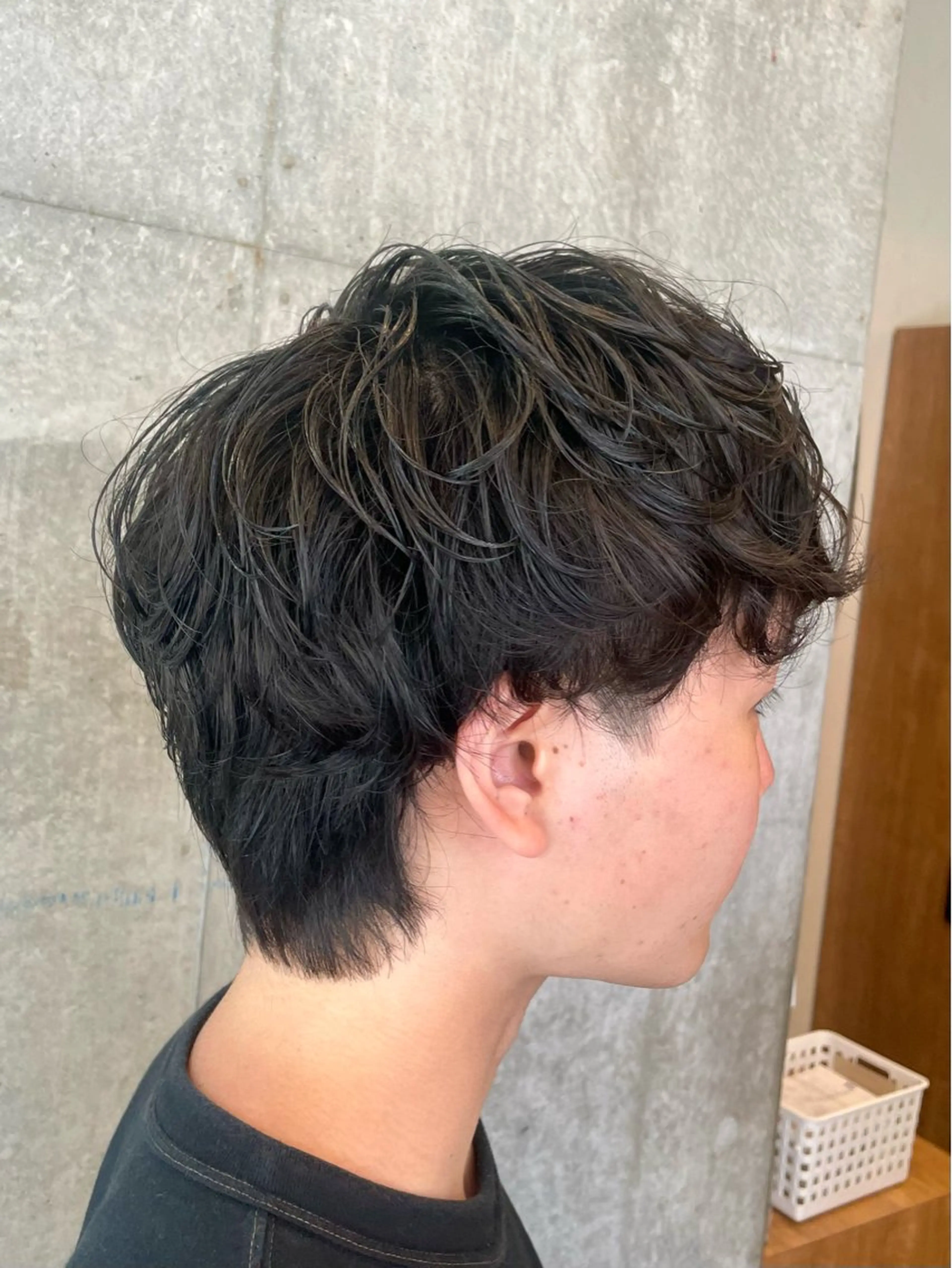 ショート パーマ メンズ メンズパーマ ニュアンスパーマ カット パーマ メンズスタイル / 宮澤蓮のヘアスタイル