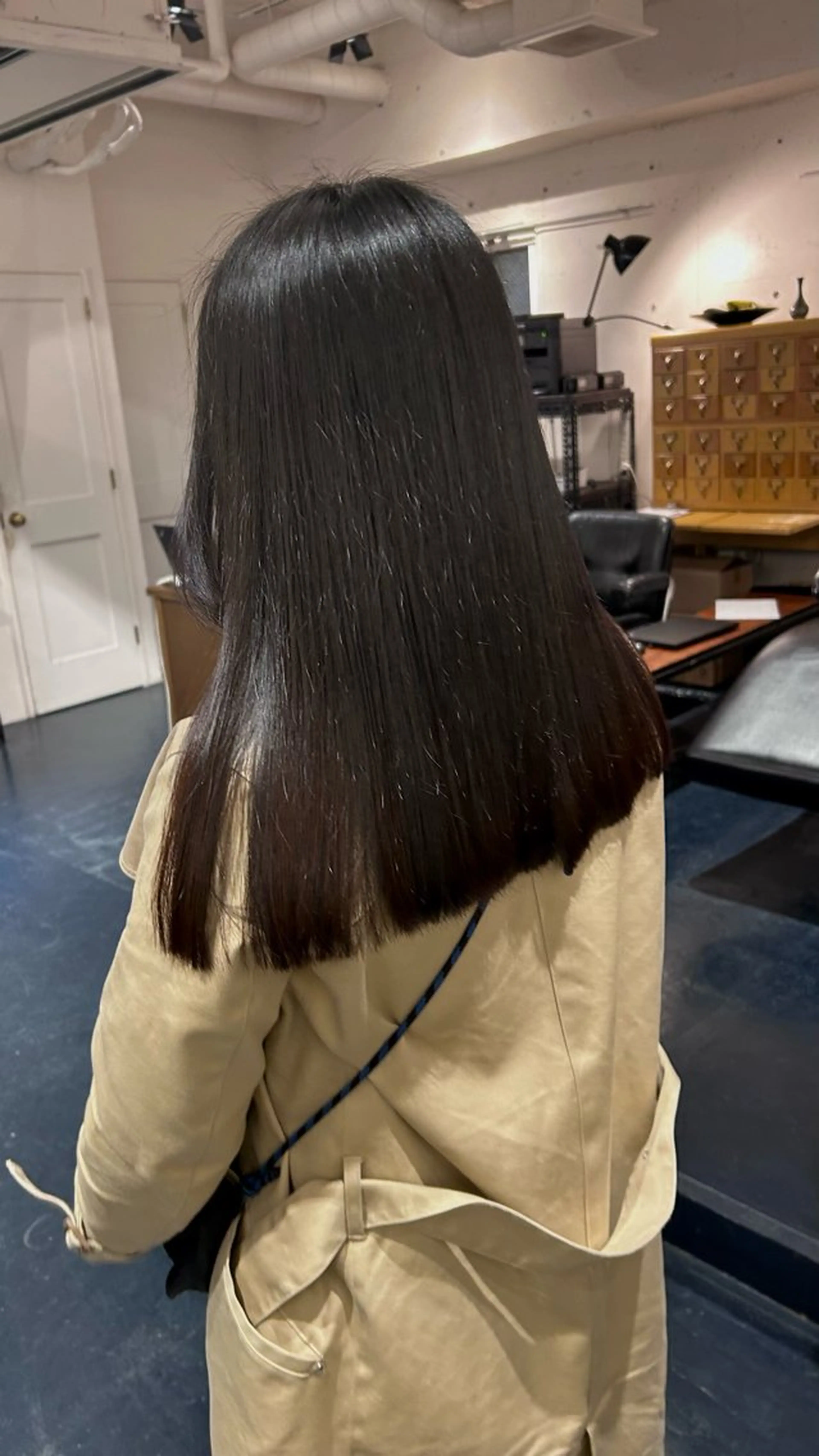 ロング L’HOMME BLANC所属・佐藤 優里奈のヘアスタイル