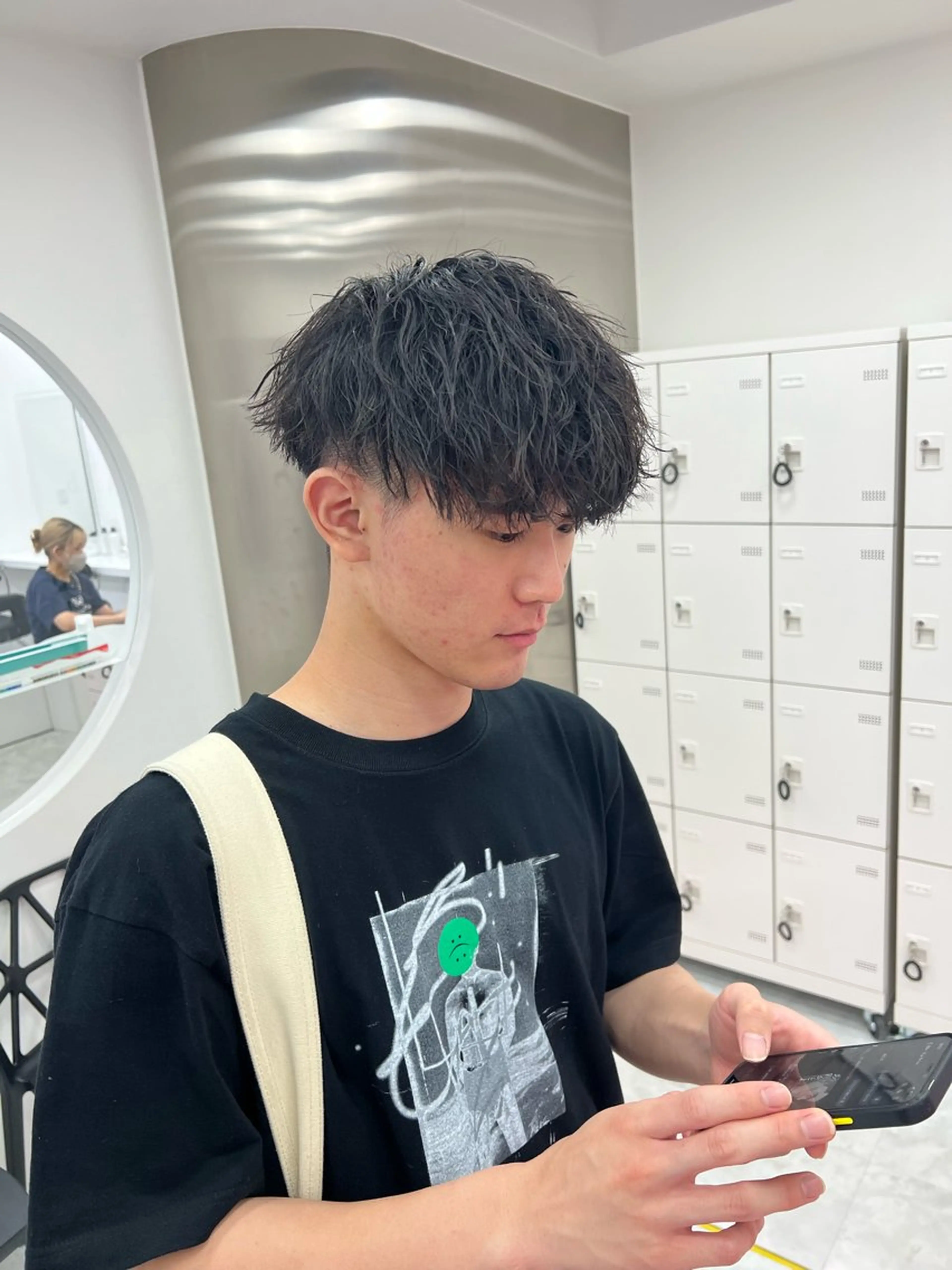 ミディアム パーマ メンズ ミディアムパーマ センターパート メンズ韓国風 韓国マッシュ マッシュウルフ トレンド/レイヤー うる艶🪞CANDYのヘアスタイル