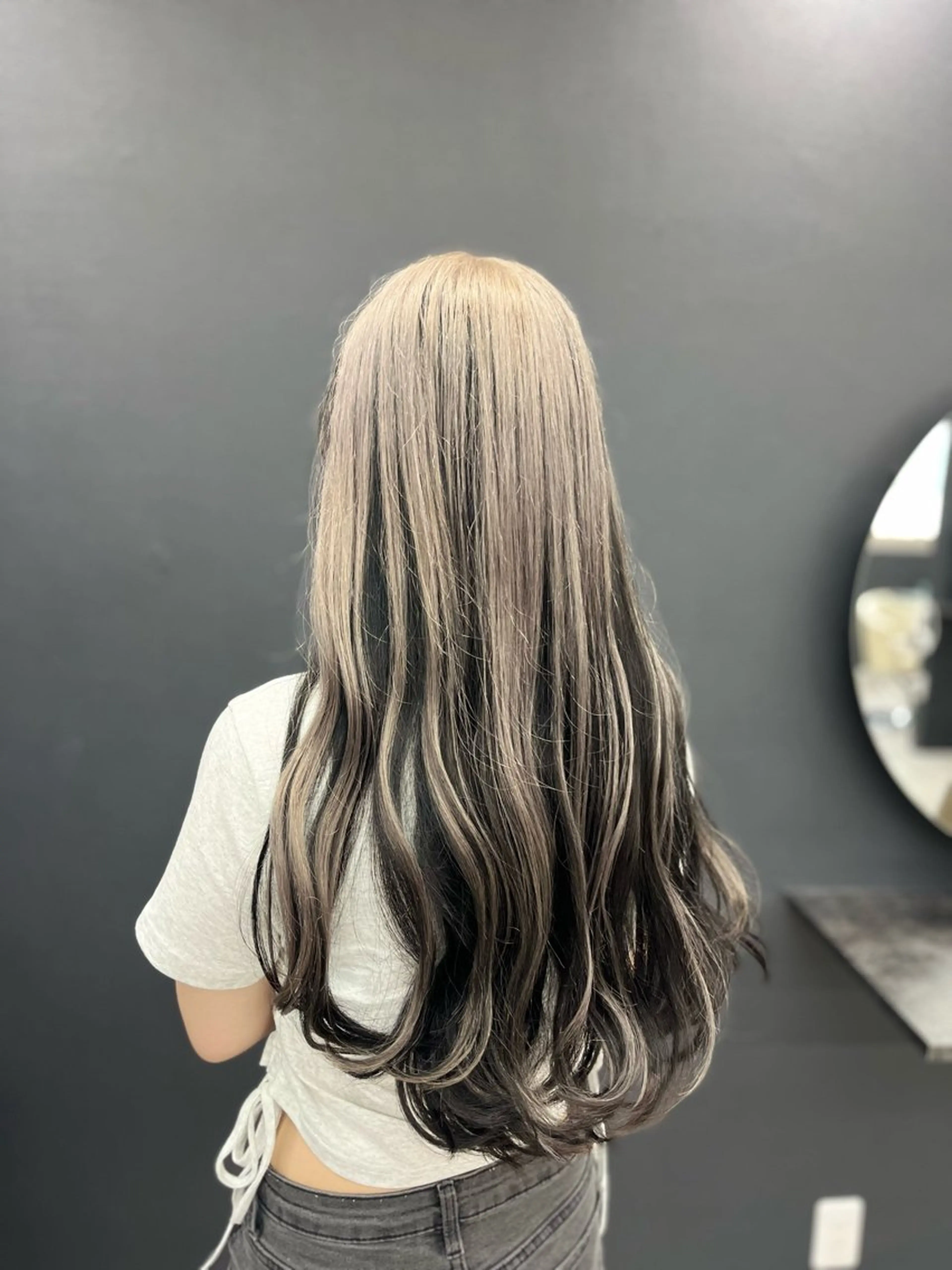 ロング カラー ヘアカラー White梅田  ／ COCOのヘアスタイル