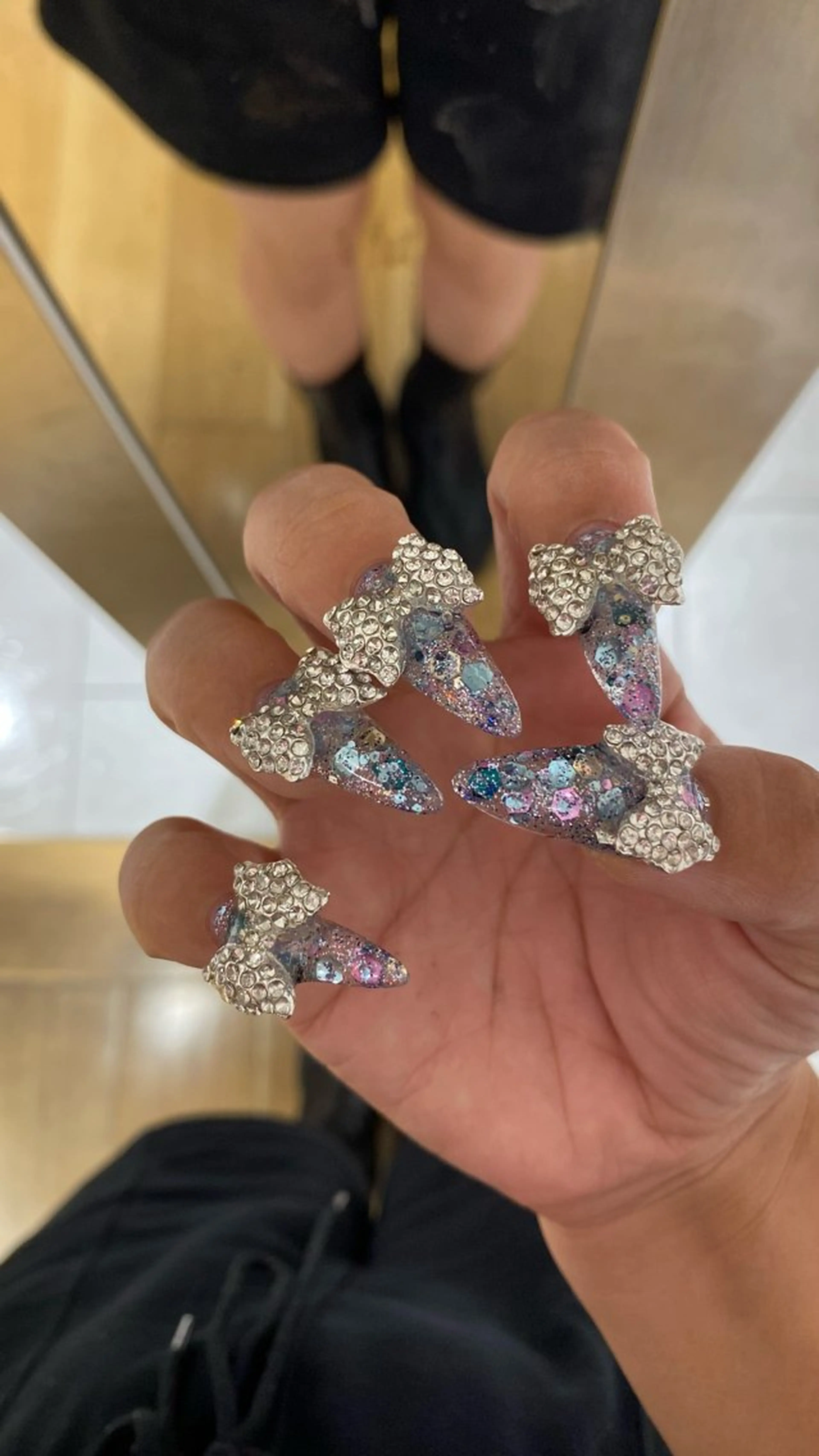 ネイル ハンドネイル Nail studio Sis所属・Nailstudio Sisのネイルデザイン