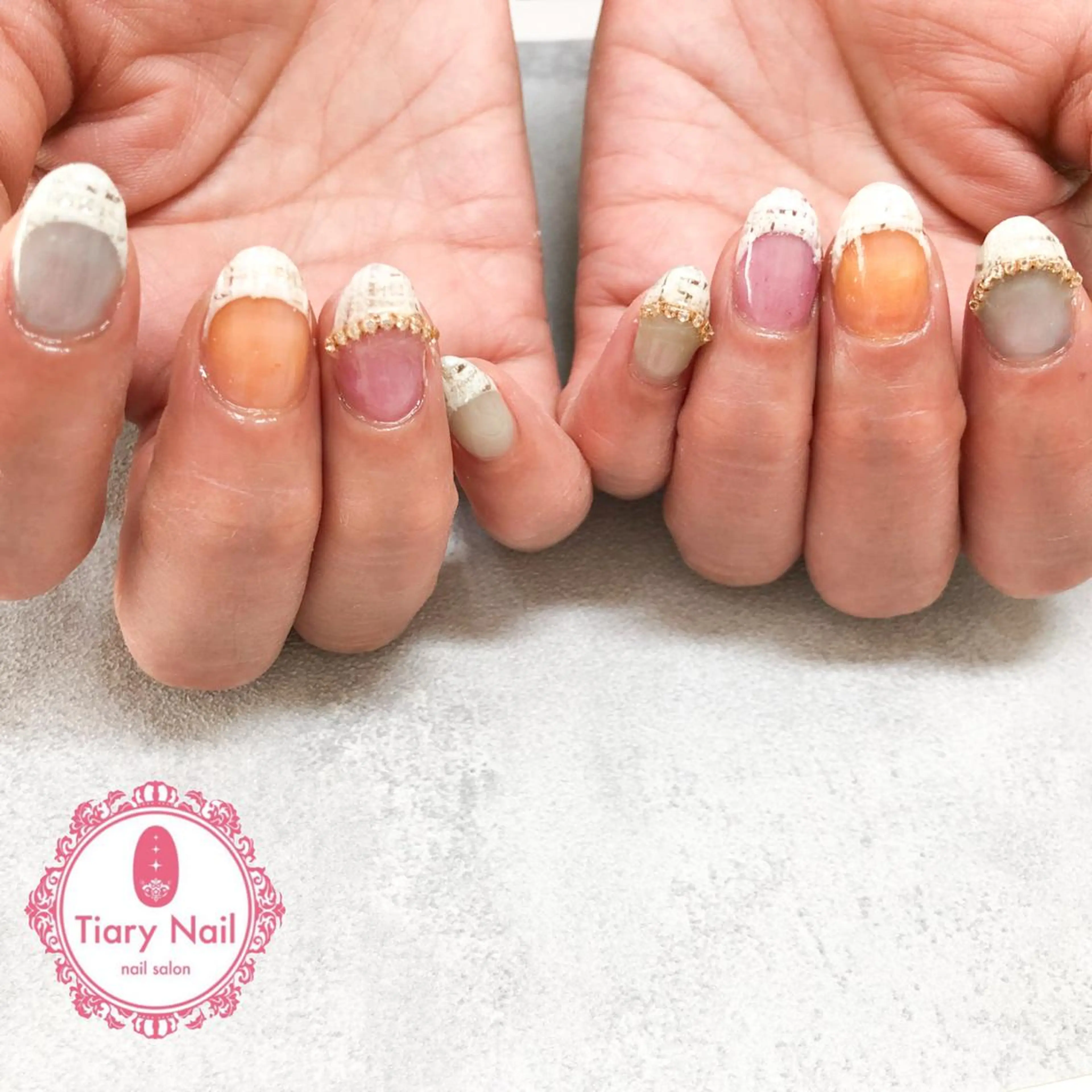 ネイル tiarynail K Kのネイルデザイン