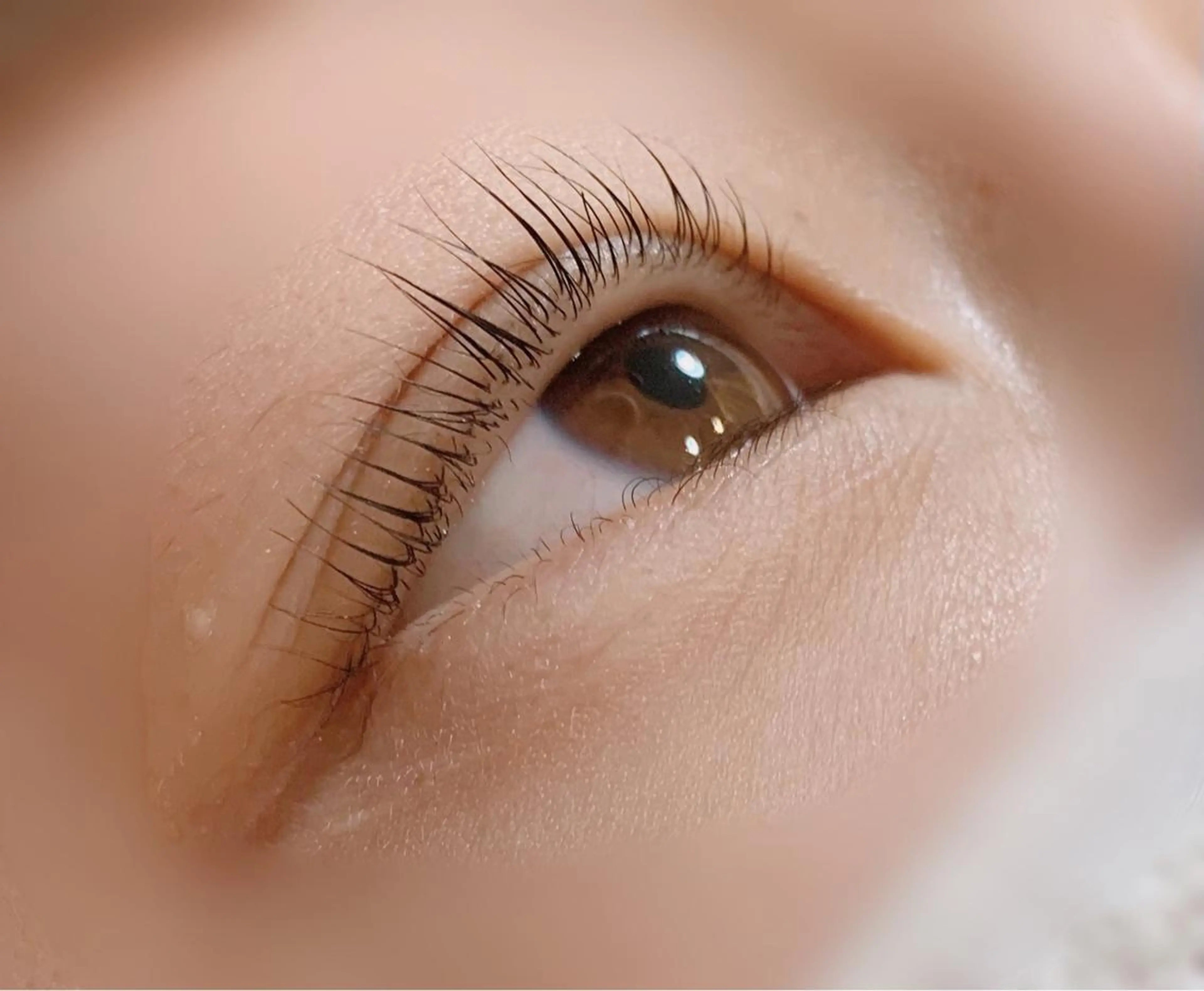 マツエク・マツパ CLOVER一宮店所属・岩佐 朋香のマツエク・マツパデザイン