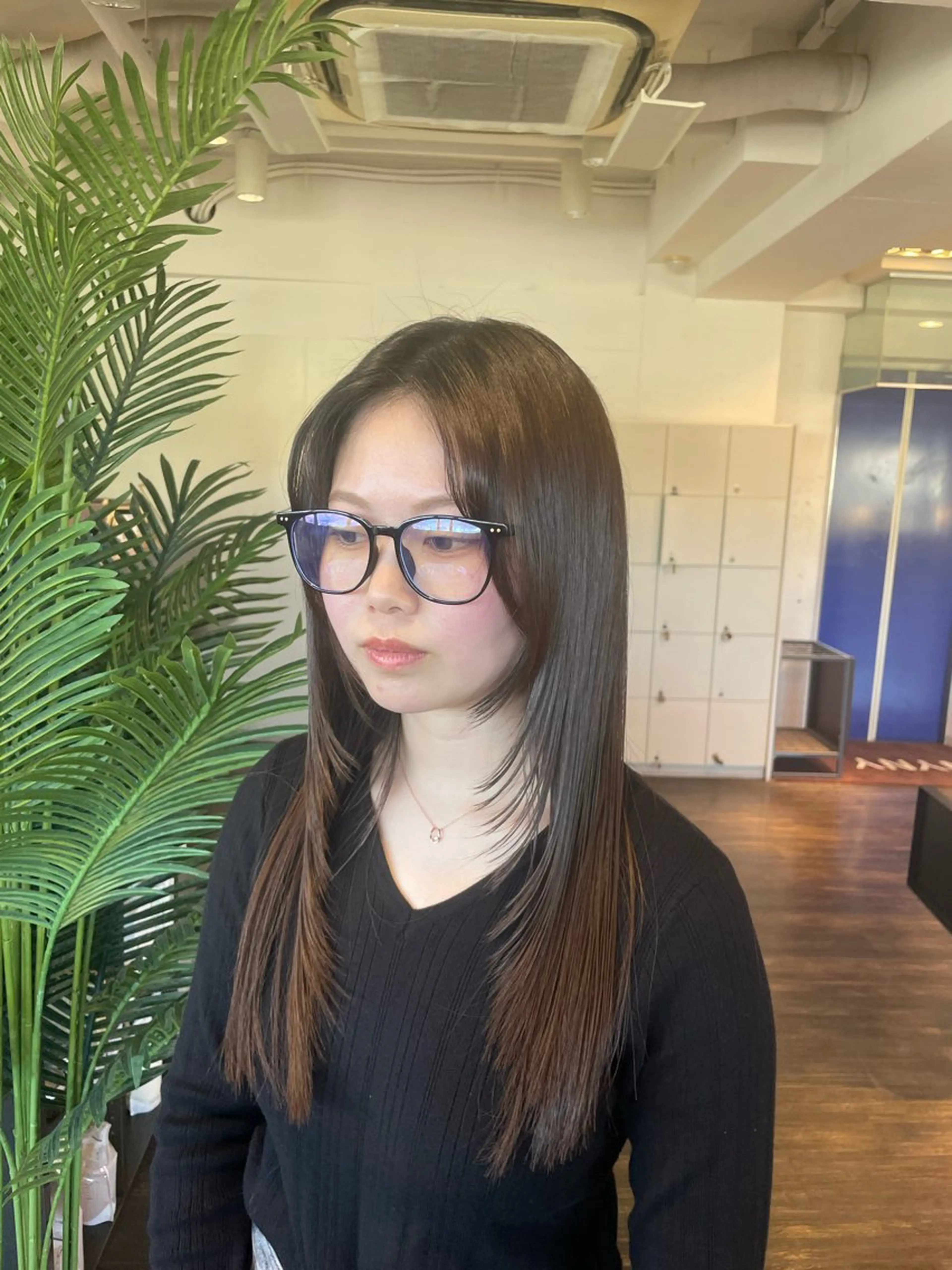 ロング カラー レイヤーカット カット 佐藤 綾郁のヘアスタイル