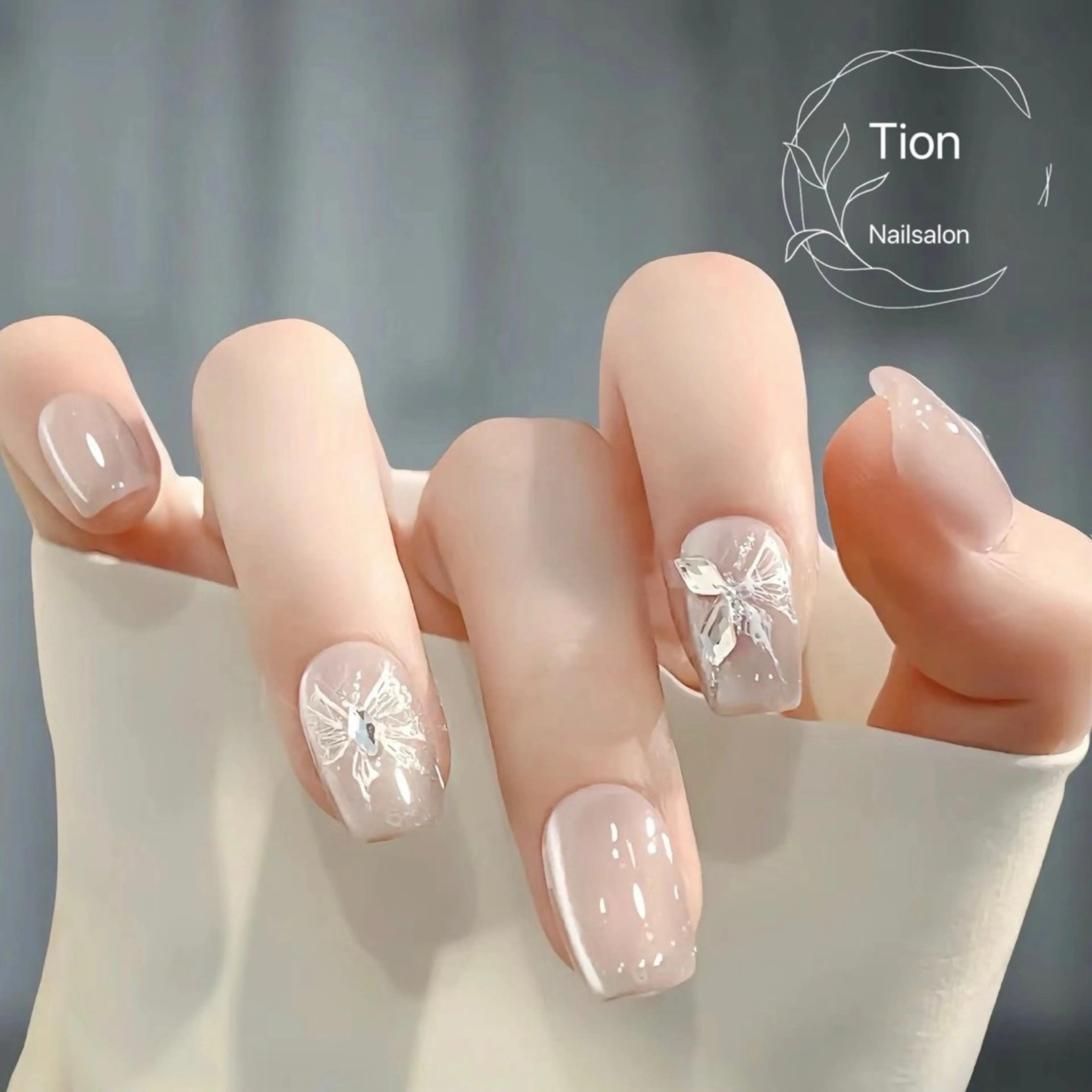 ネイル チークネイル 長さ出し フットネイル フレンチネイル ジェルネイル Nailsalon ティオン 浦和店のネイルデザイン