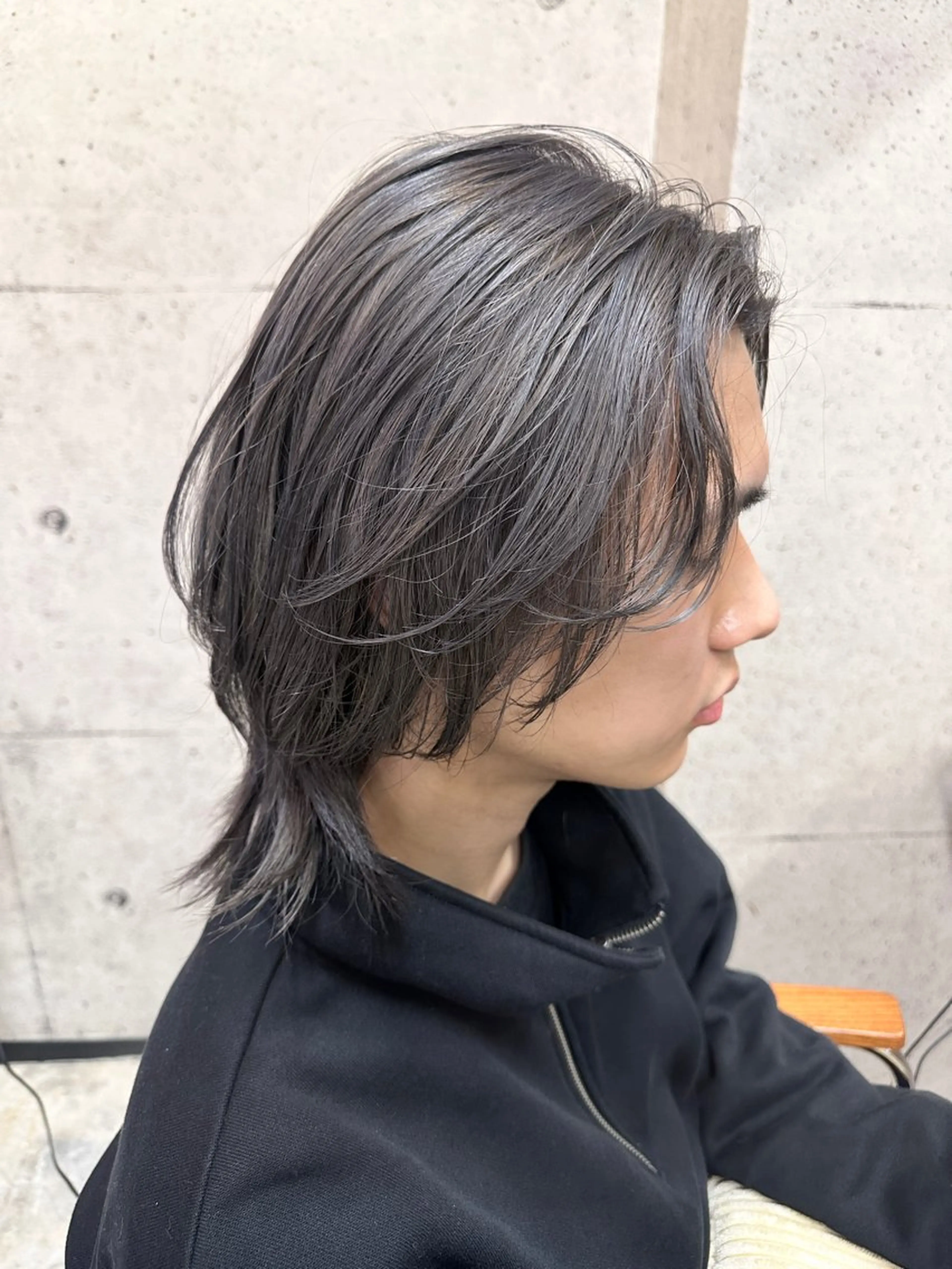 ミディアム メンズ メンズハイトーン メンズウルフカット ボブ ウルフカット MORROW所属・変身美容師🏆 MIZUKIのヘアスタイル