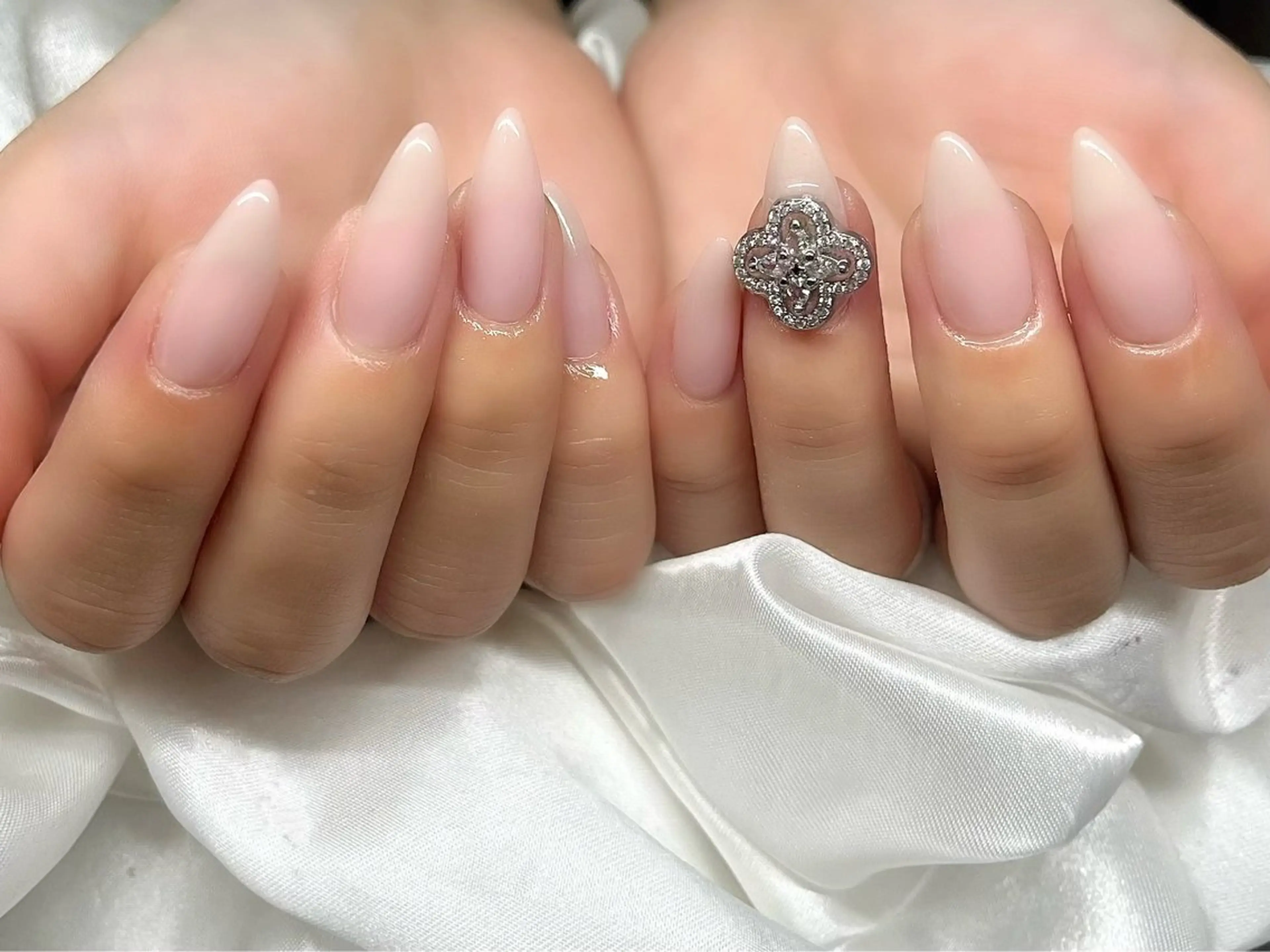 ネイル ハンドネイル y. kananのネイルデザイン