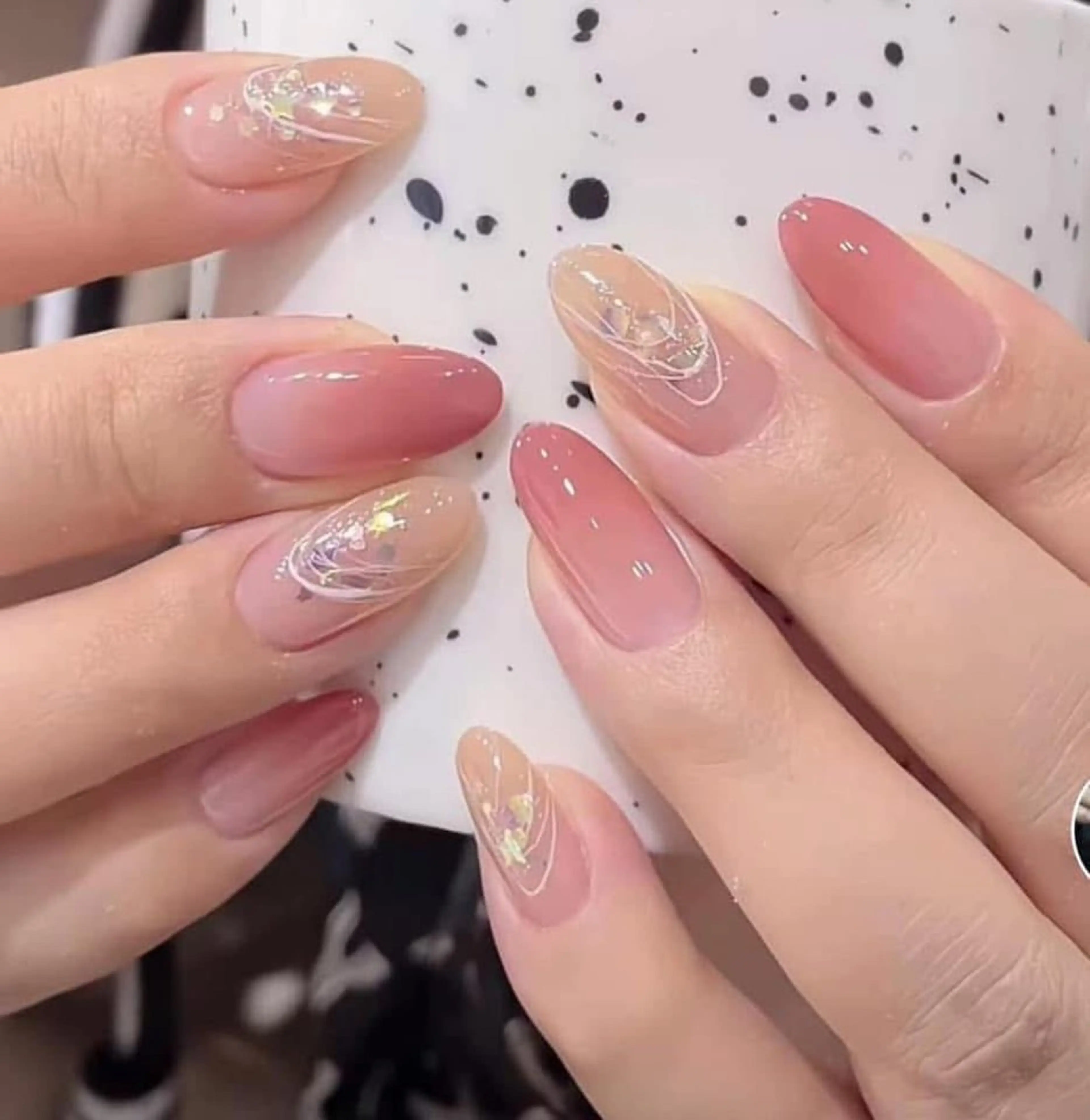 ネイル Rose Ana.Chuoのネイルデザイン