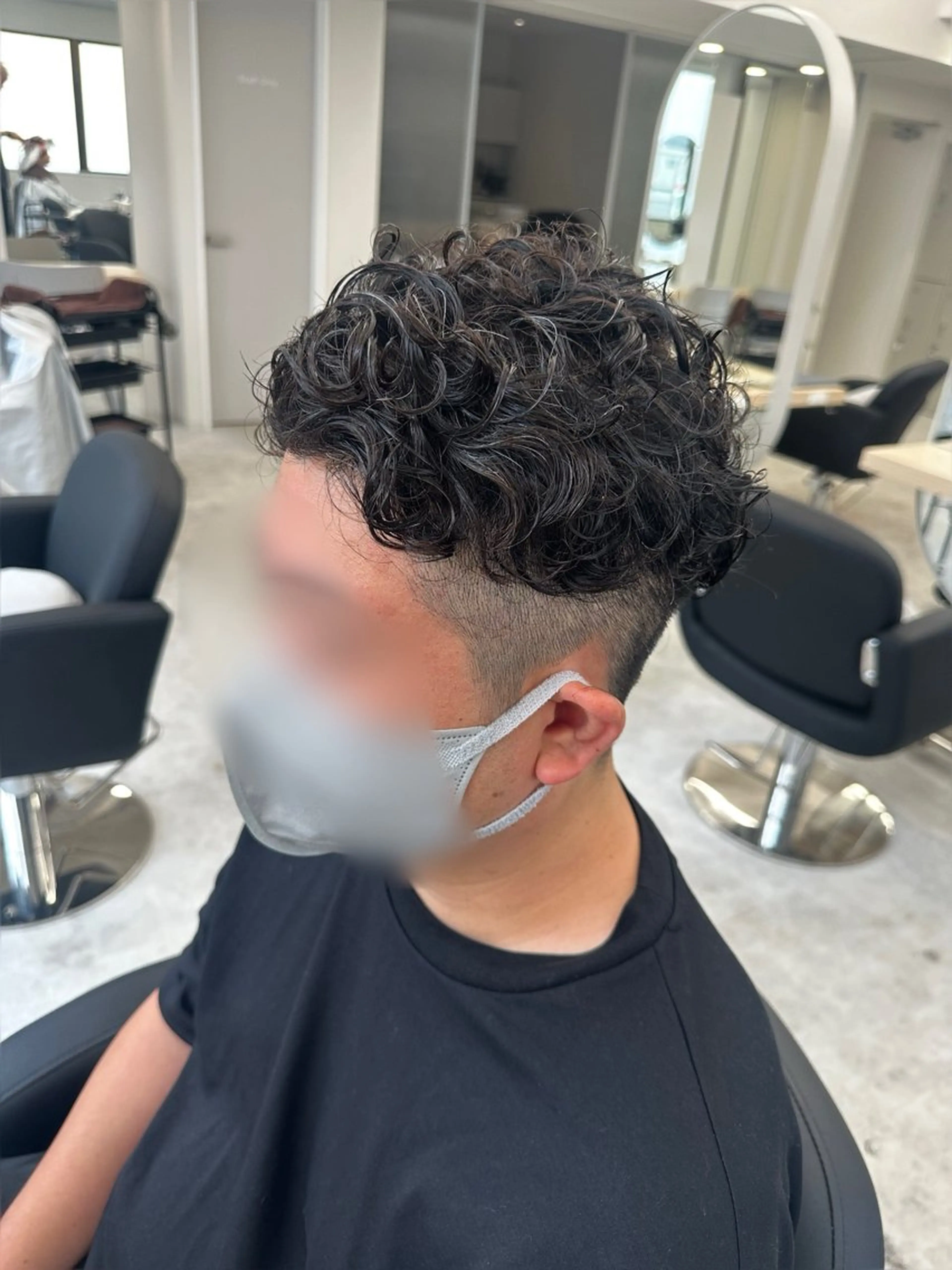 パーマ メンズ メンズハイライト メンズパーマ KUWAO MOEのヘアスタイル