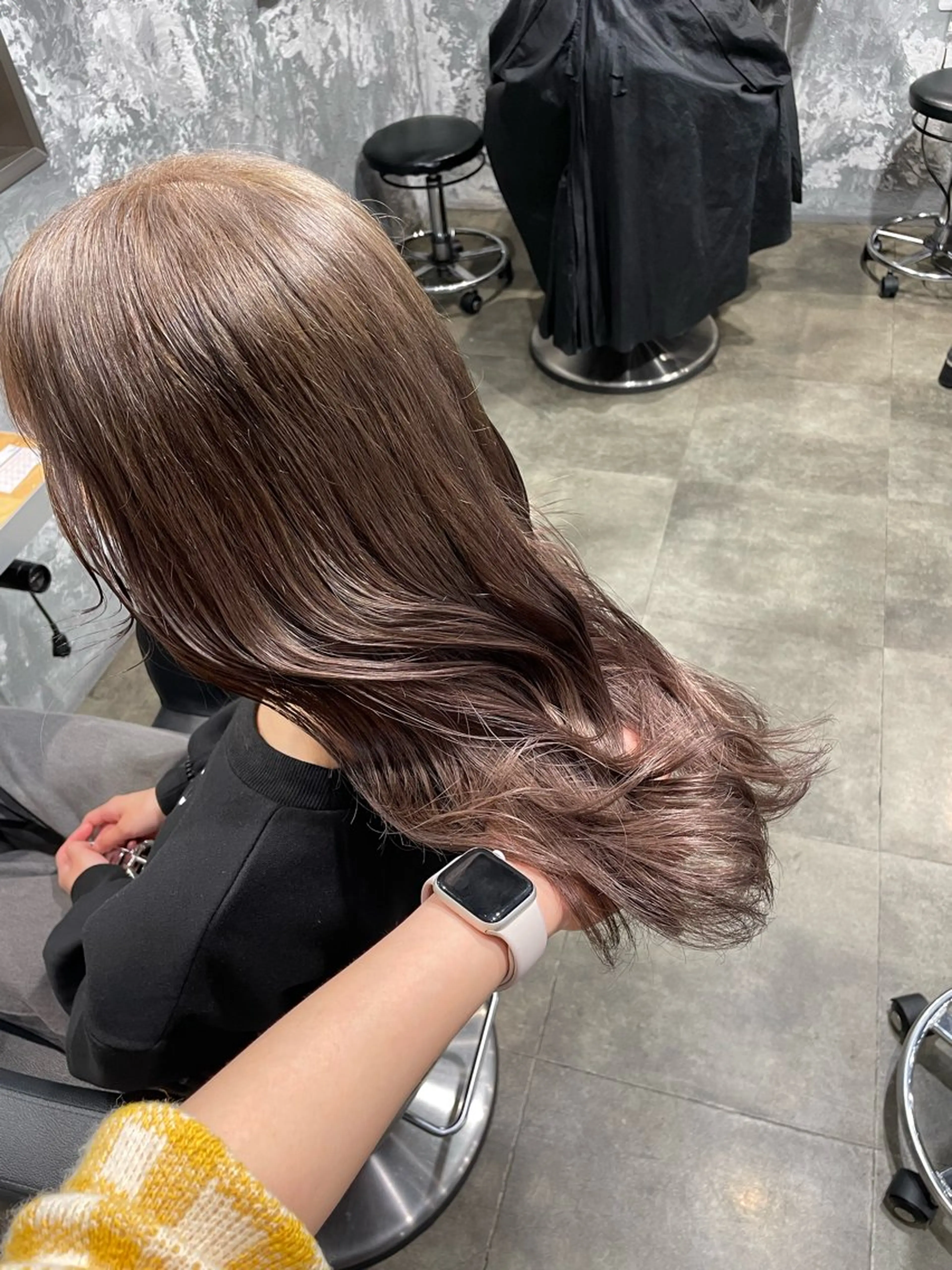 ロング ヘアカラー ハイトーンブロンド 横浜💞ミオのヘアスタイル