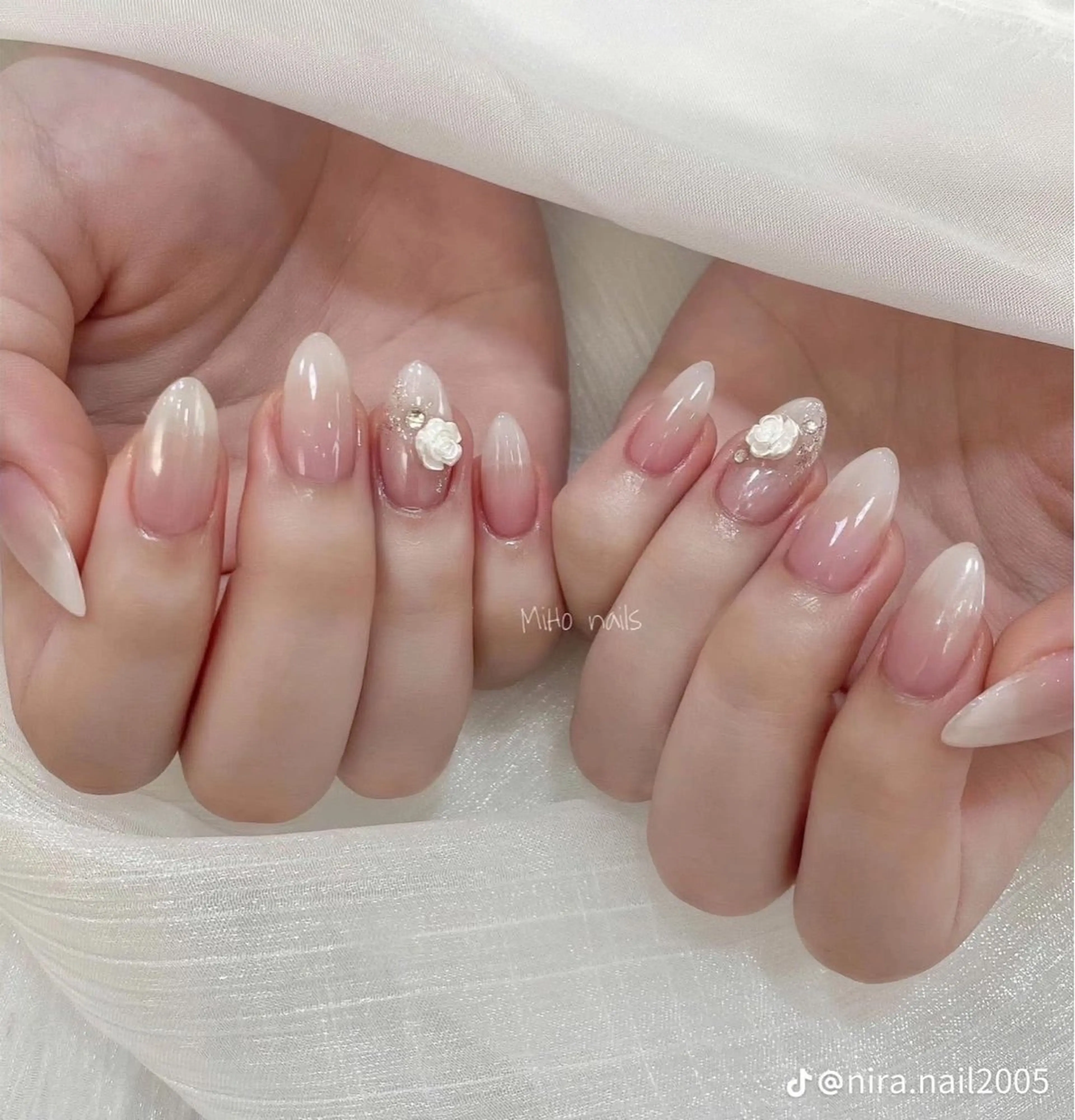 ネイル Rose Ana.Chuoのネイルデザイン