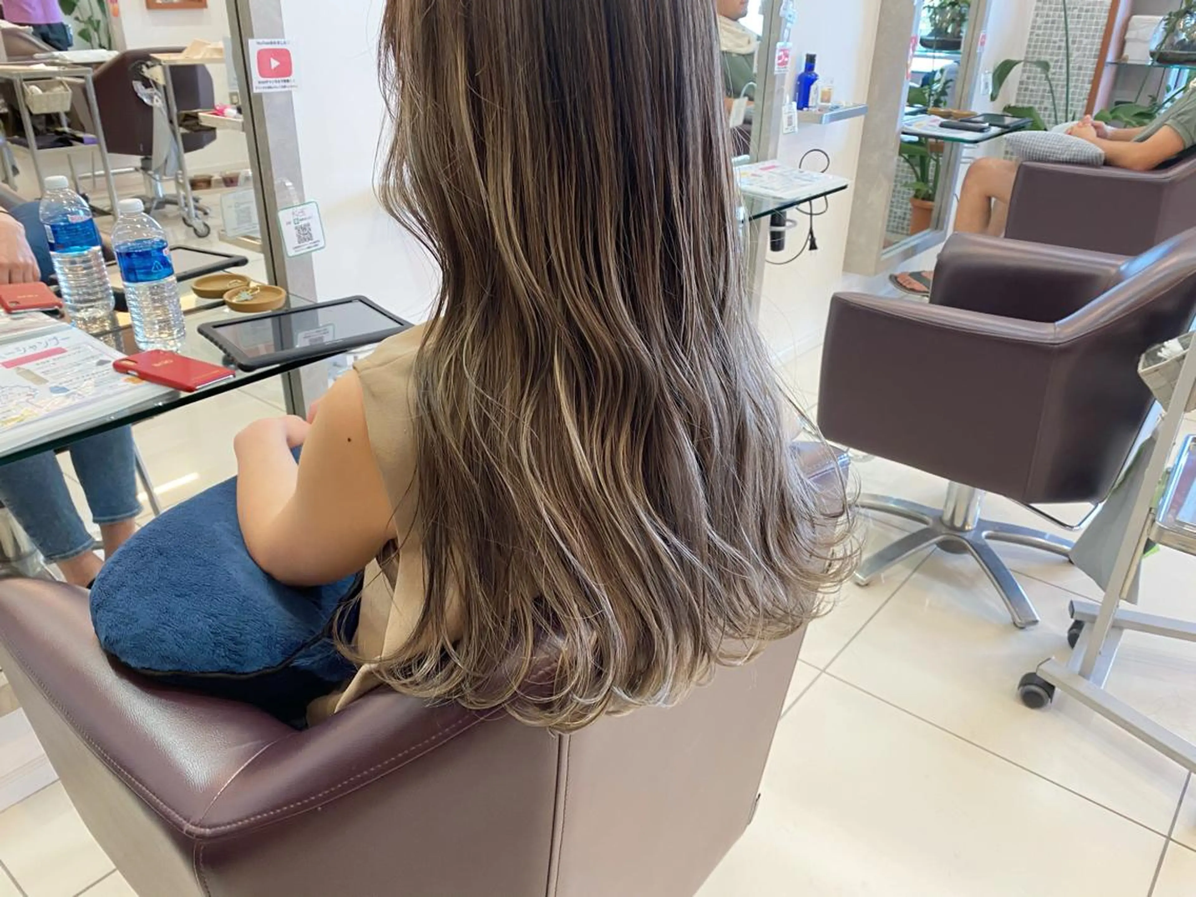 ロング カラー ハイライトカラー ハイライト カット ヘアカラー トリートメント 鈴木 翔梧のヘアスタイル