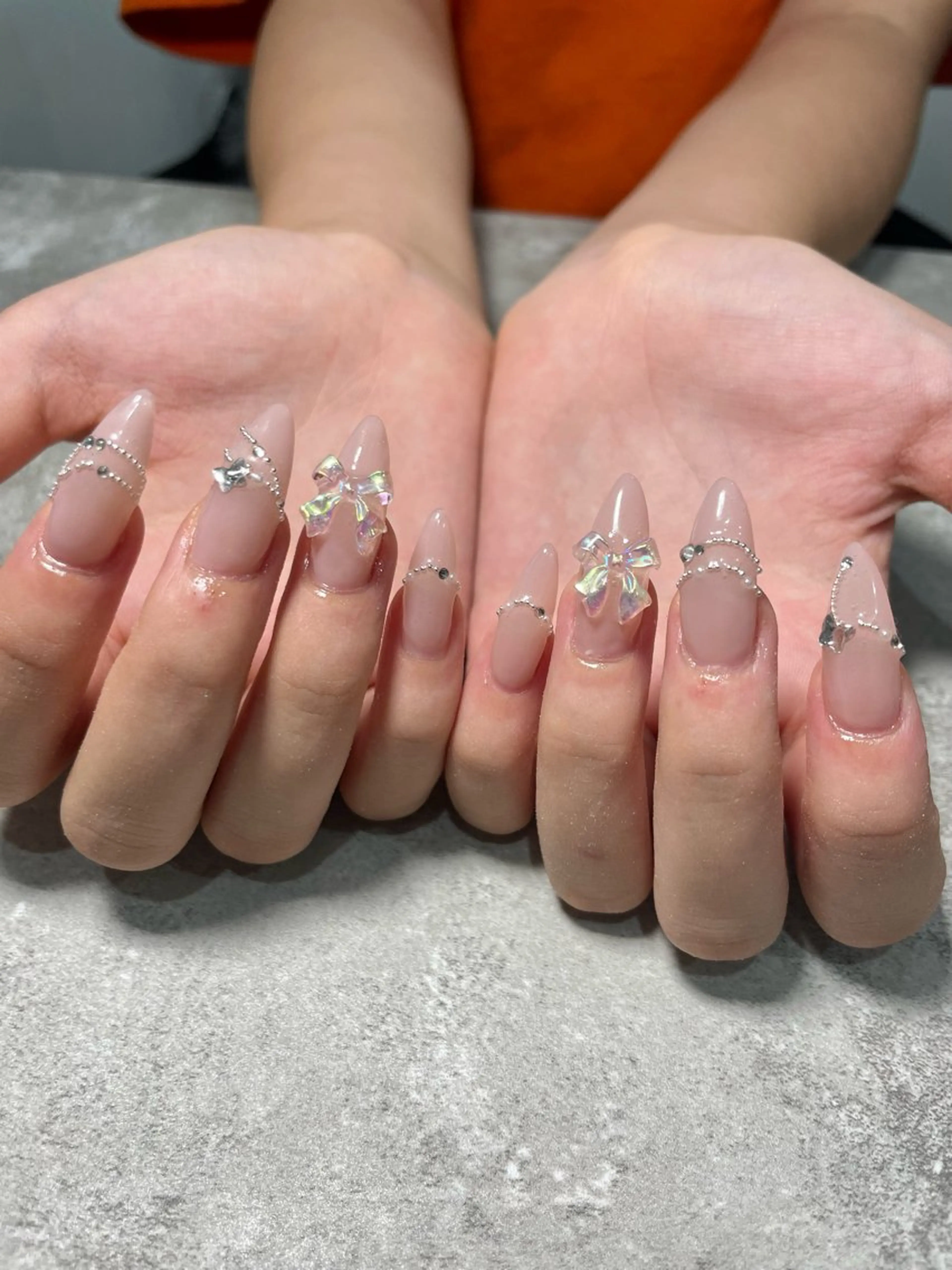 ネイル 持ち込み ハンドネイル Raviliss ♡のネイルデザイン