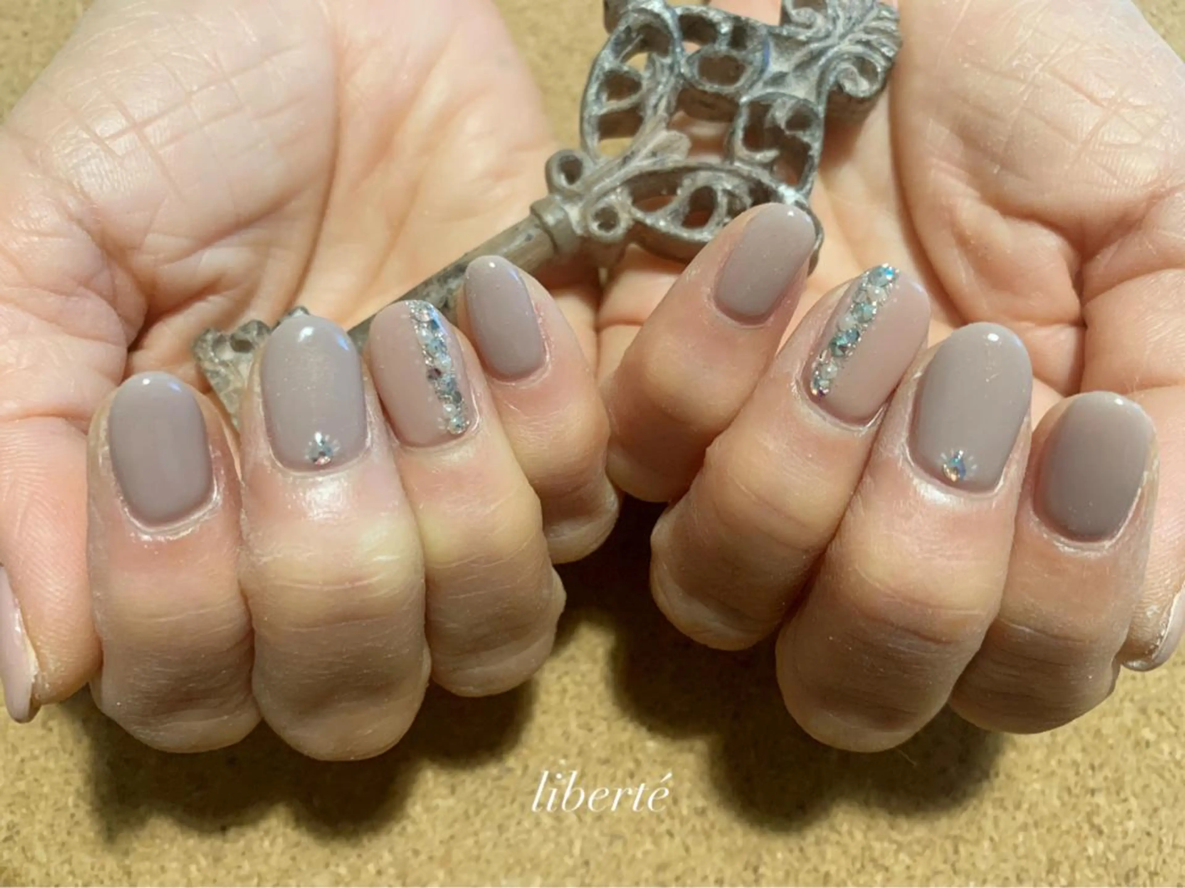 ネイル liberté (リベルテ)のネイルデザイン
