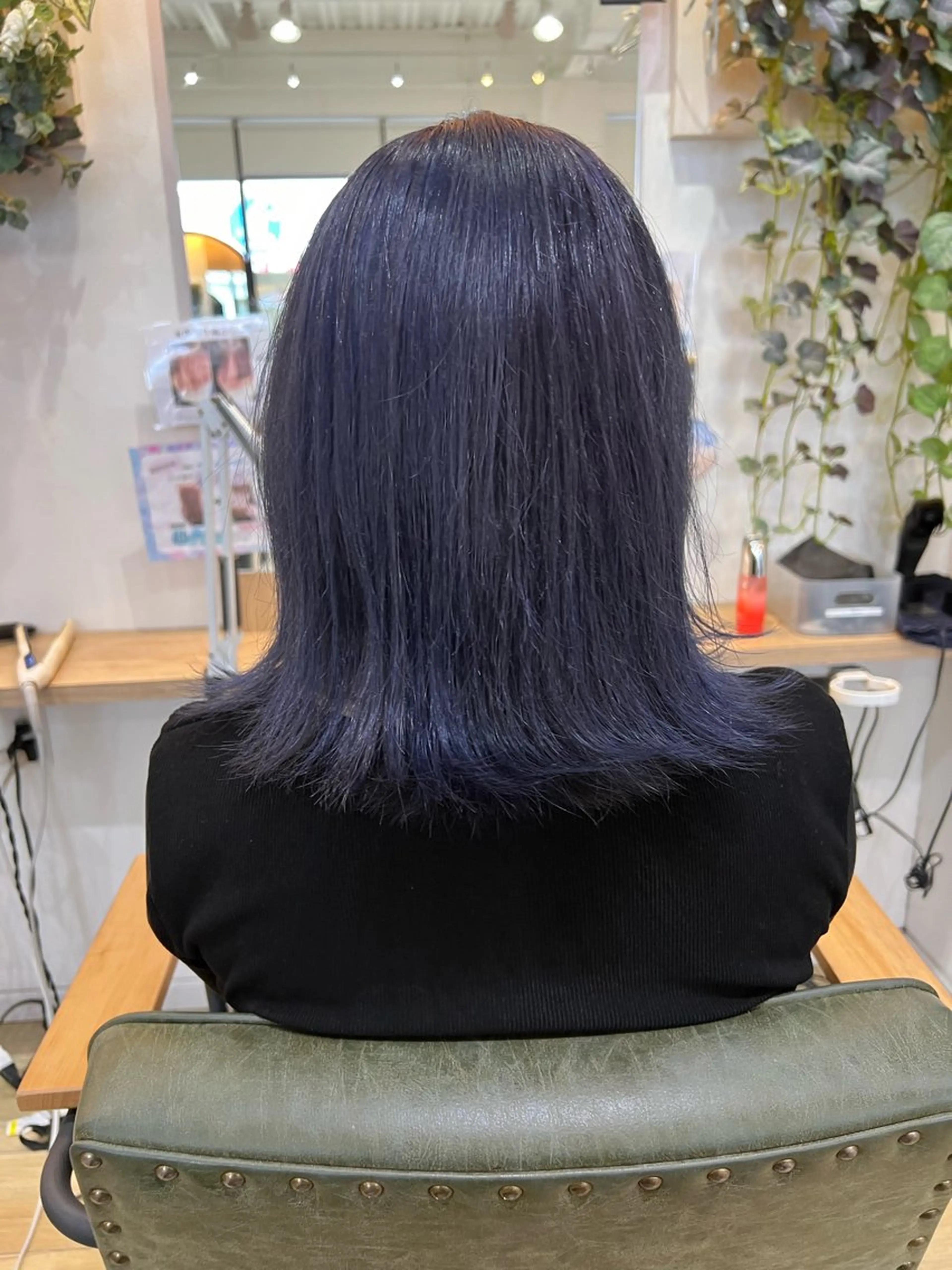 ミディアム カラー カット ヘアカラー ハイトーンカラー 坂本 翼のヘアスタイル