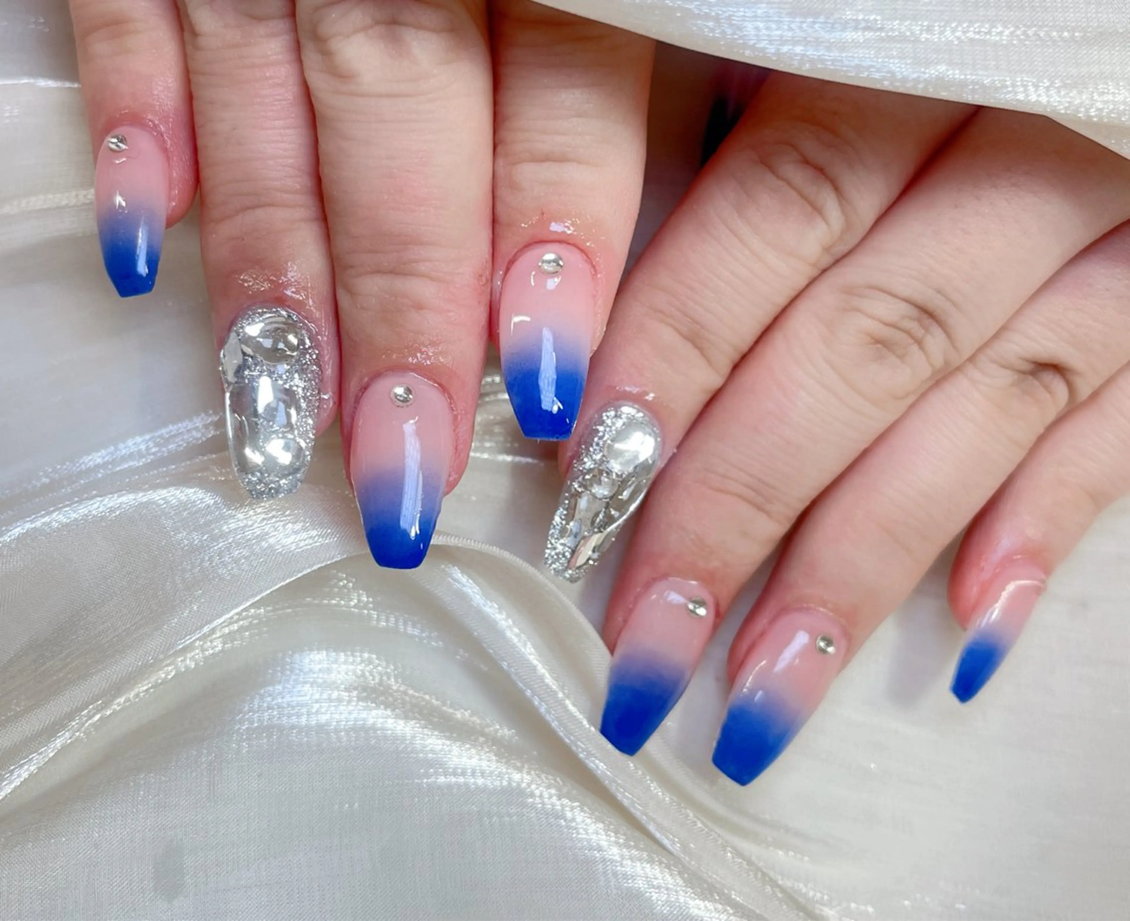 ネイル 持ち込み ワンカラーネイル スカルプネイル ワンホンネイル ハンドネイル candy nail 韓国風ワンホンネイルのネイルデザイン