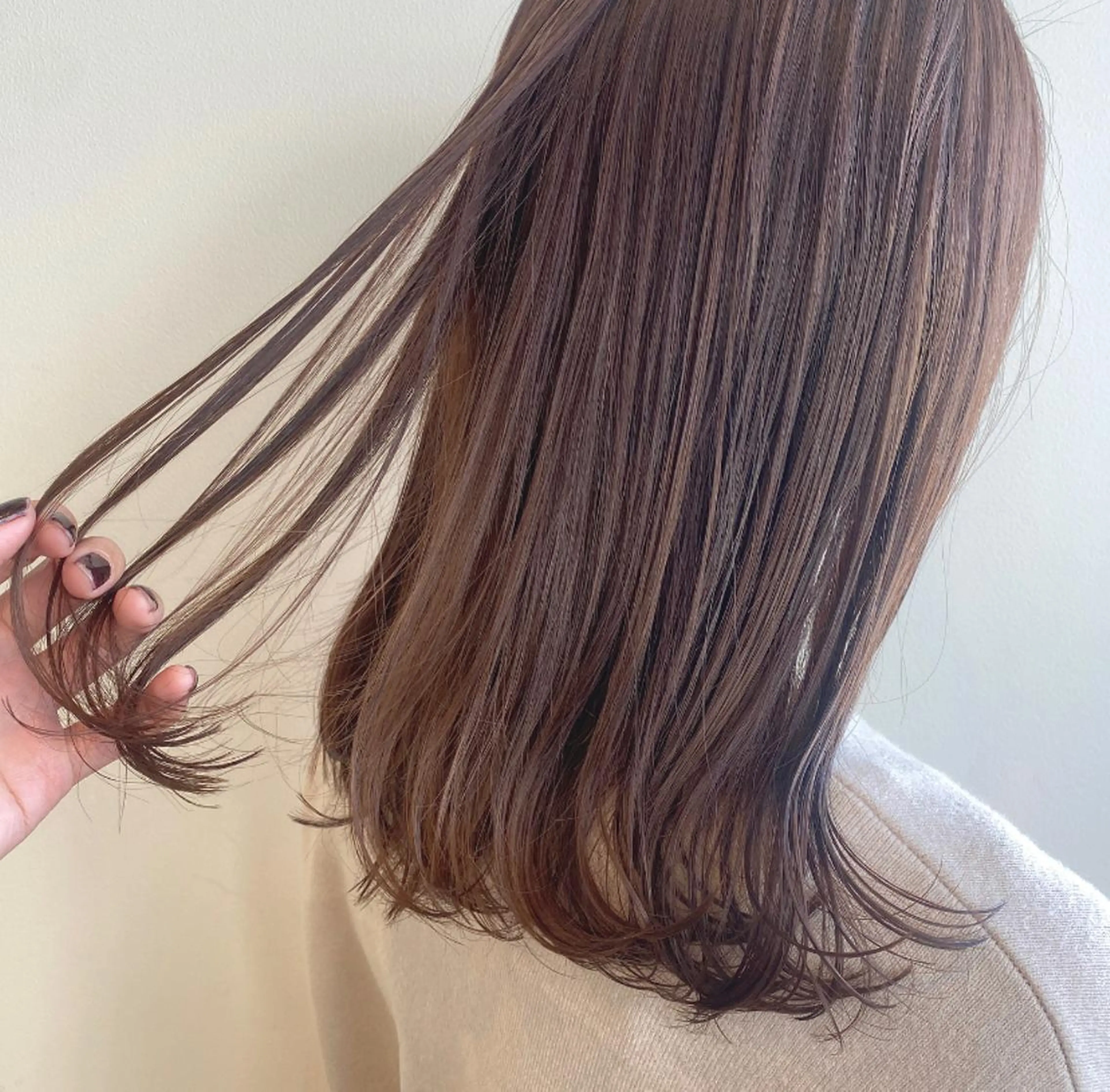 セミロング JINKIメンズ特化 メンズカットパーマのヘアスタイル