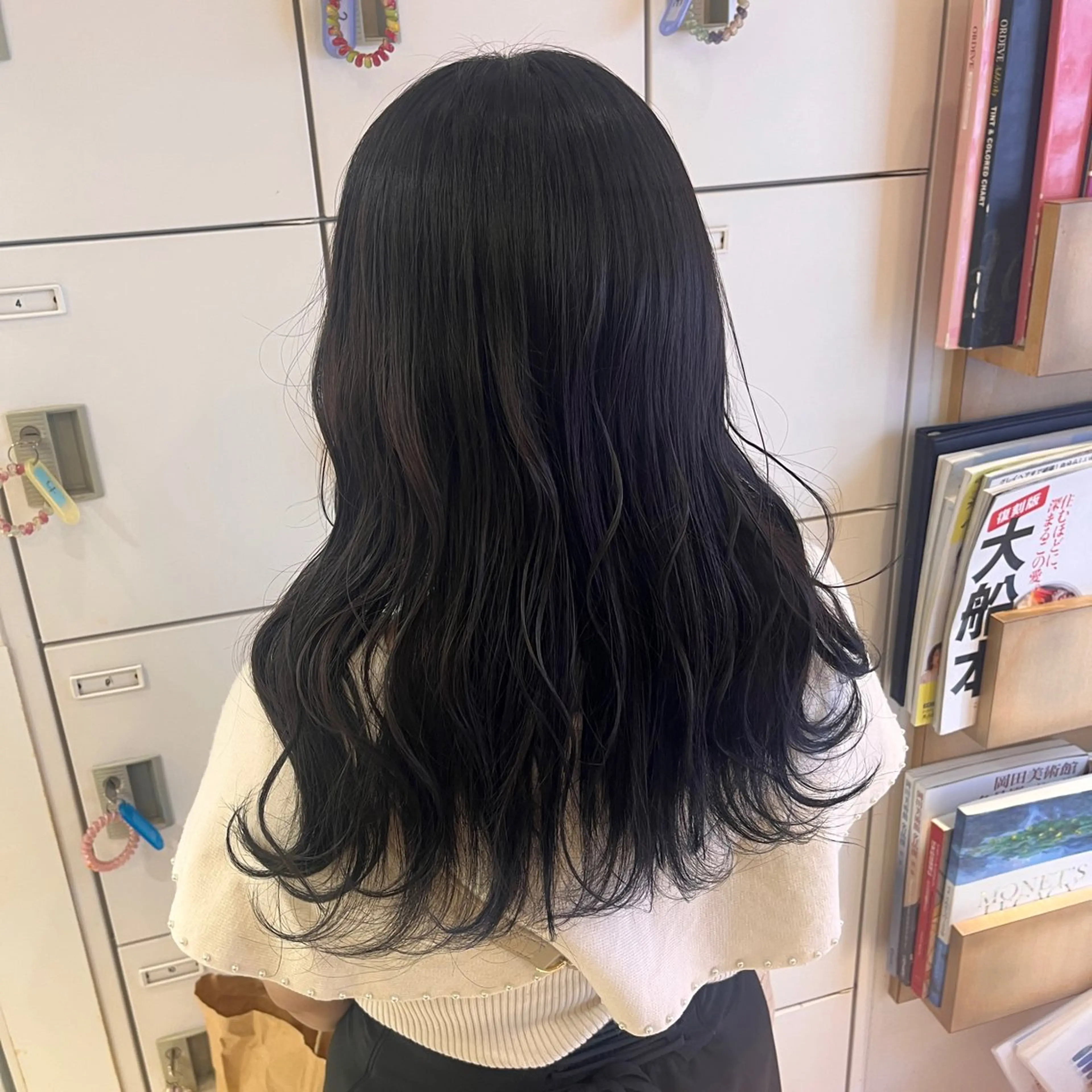 ロング カラー ブリーチ ヘアカラー みつき🎀エクステ /ハイトーンのヘアスタイル
