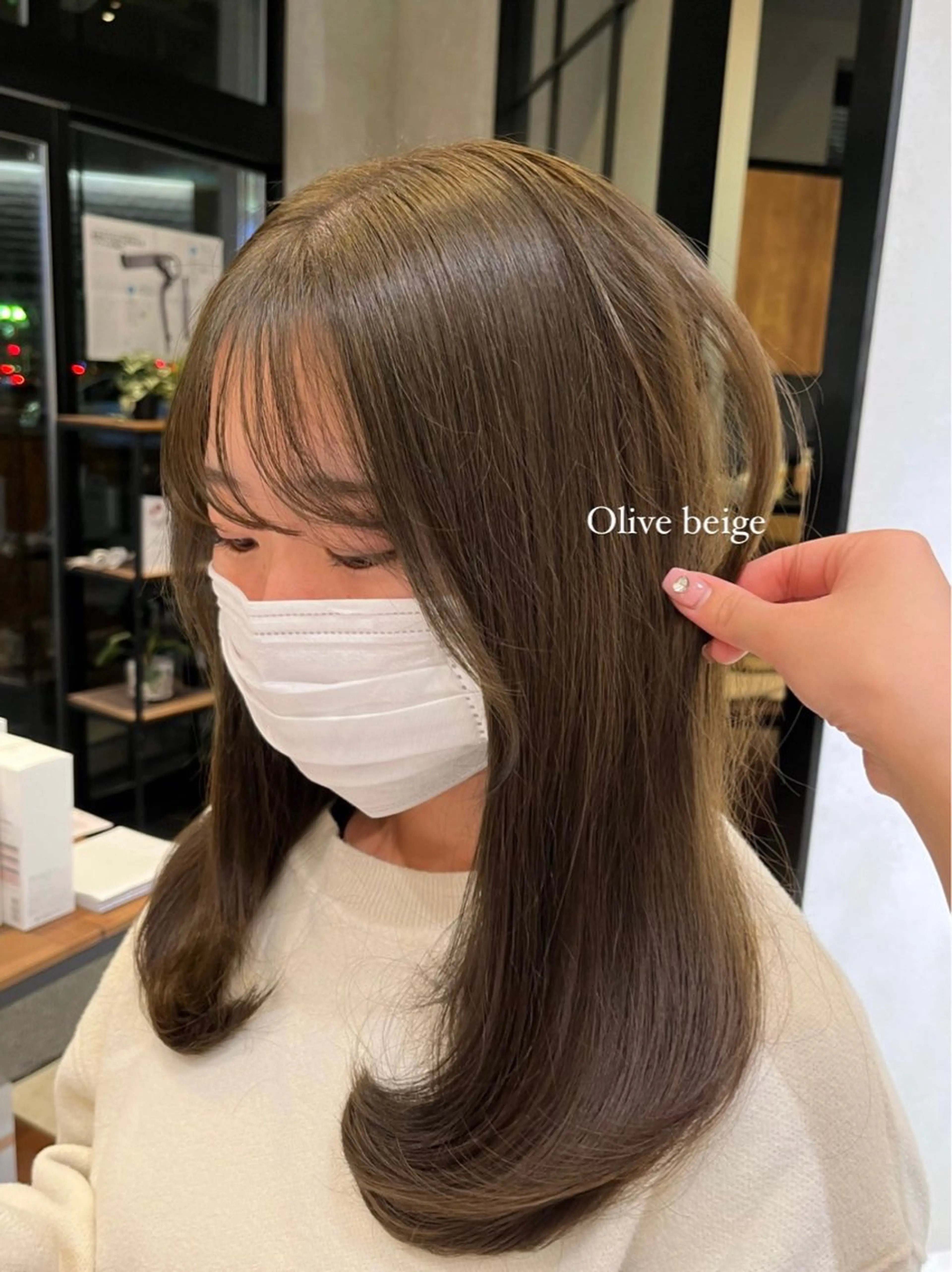 セミロング カット ヘアカラー yuuri 🎀のヘアスタイル