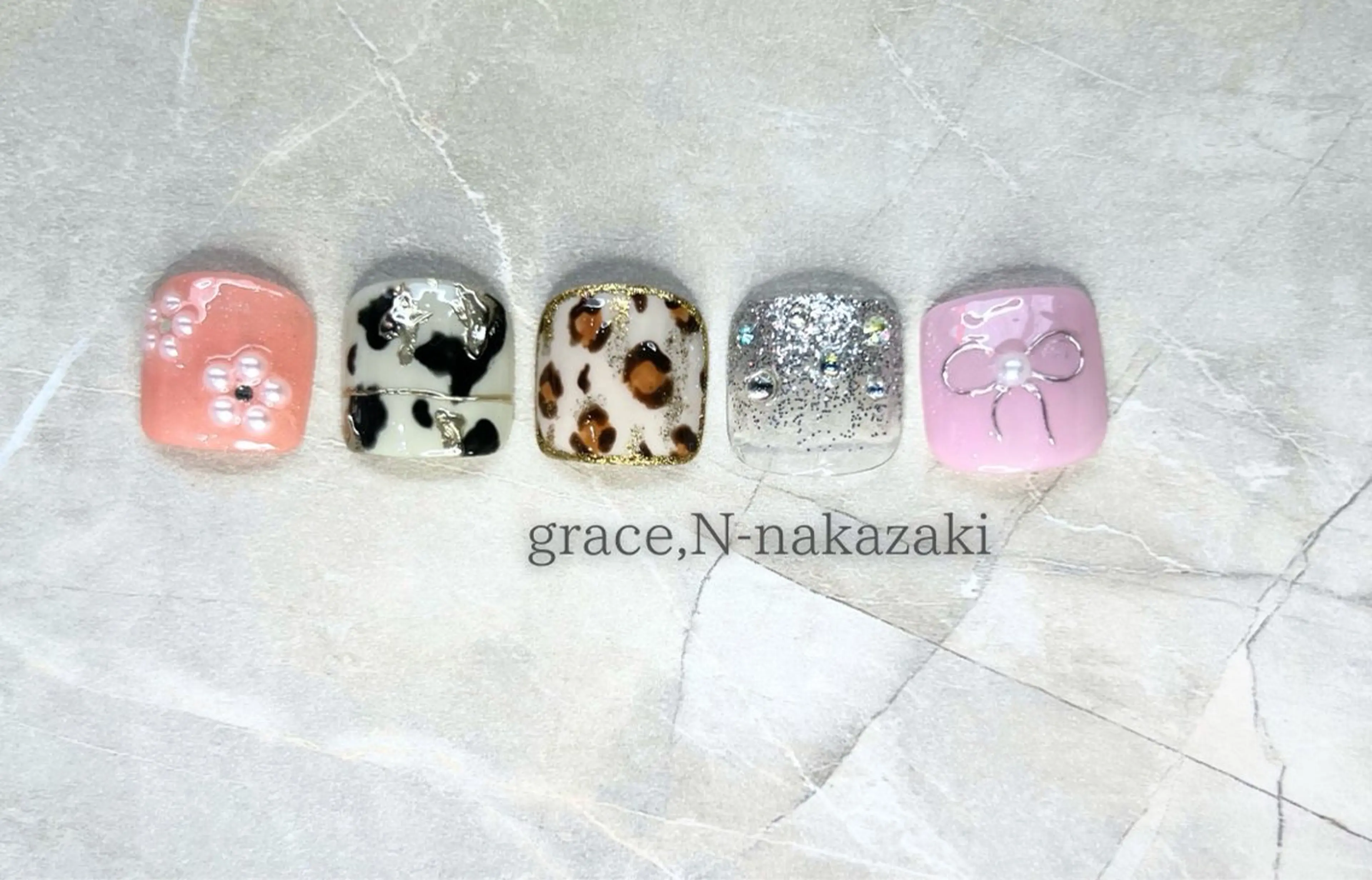 カラー フットネイル grace .N-nakazaki所属・grace,N raikaのネイルデザイン