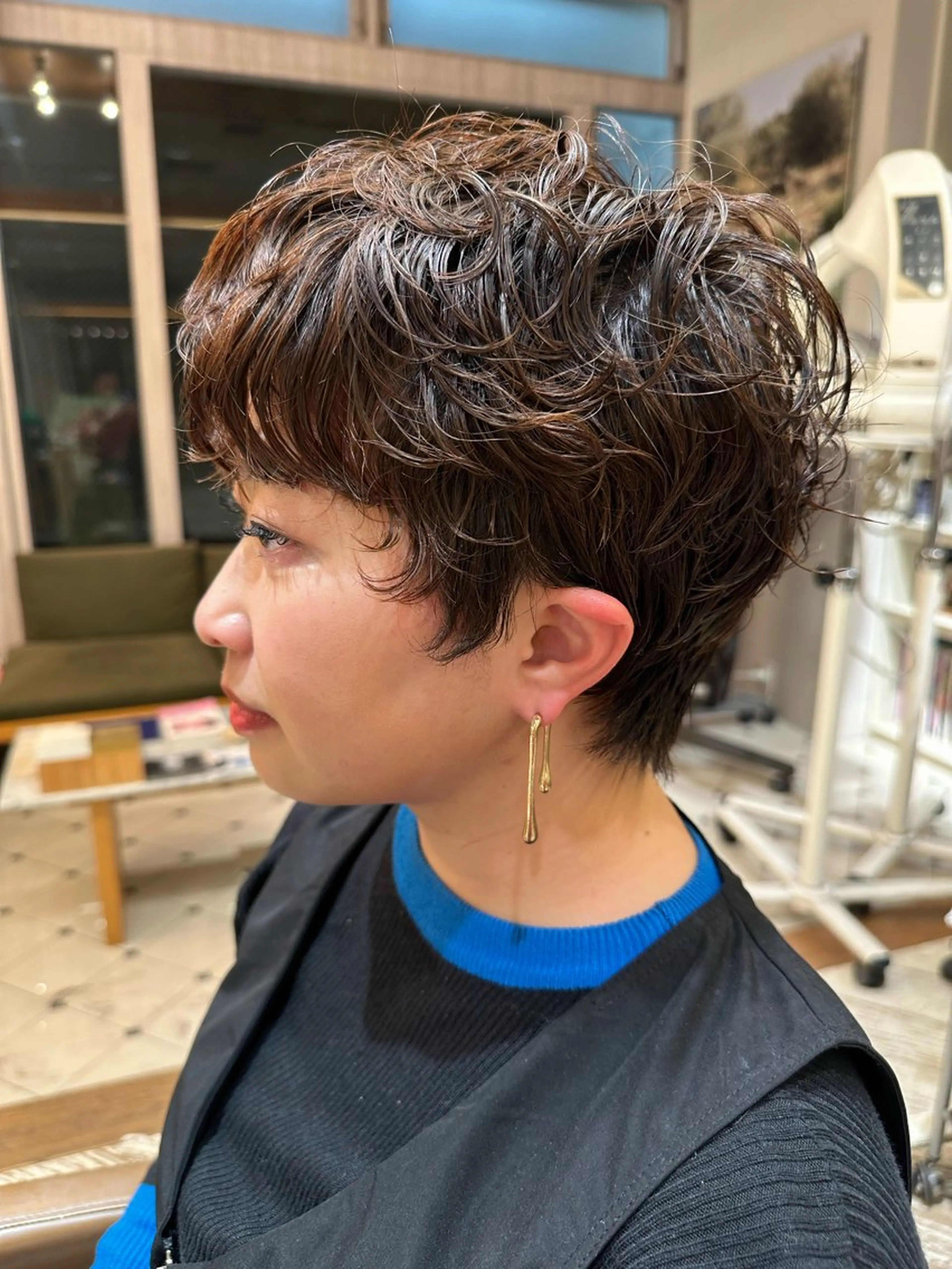 ショート パーマ 伊藤　龍之介 レイヤースタイル🟡のヘアスタイル
