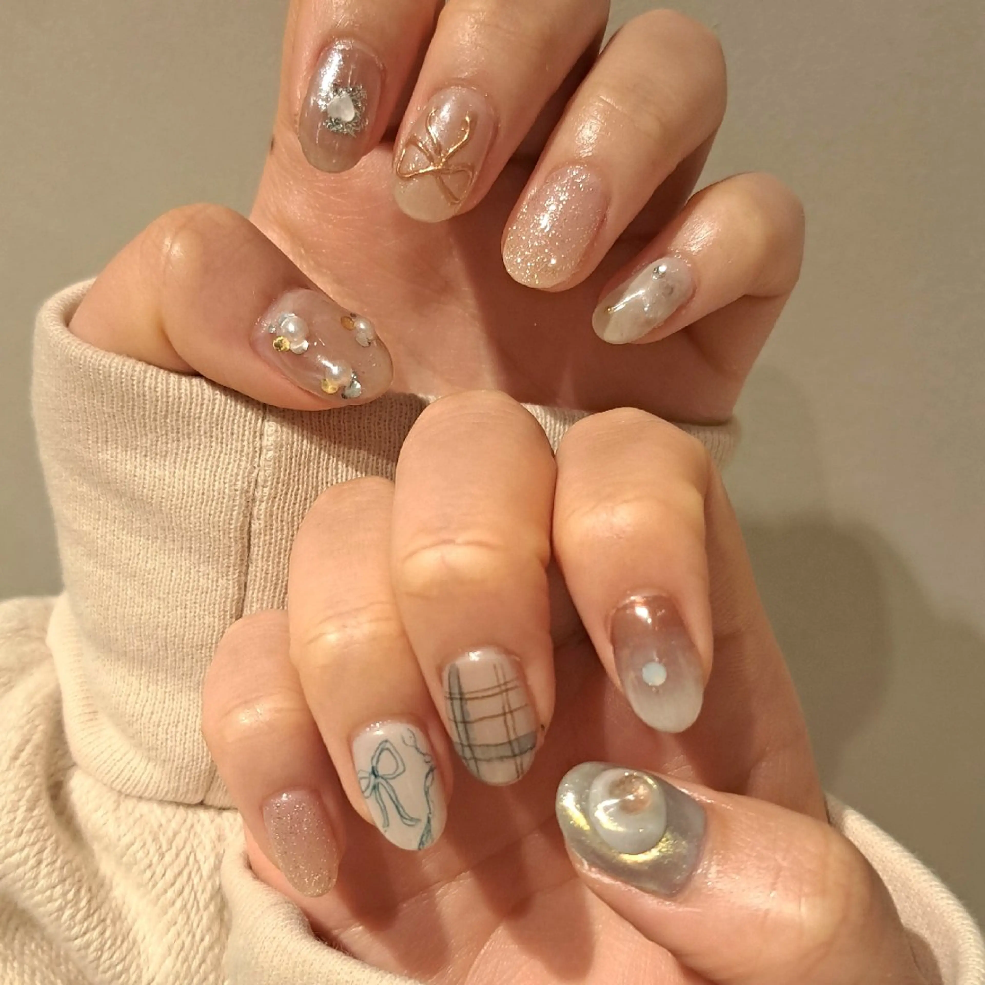 ネイル アートネイル ジェルネイル ガーリー 持ち込み ニュアンスネイル Nail mood /アートし放題のネイルデザイン