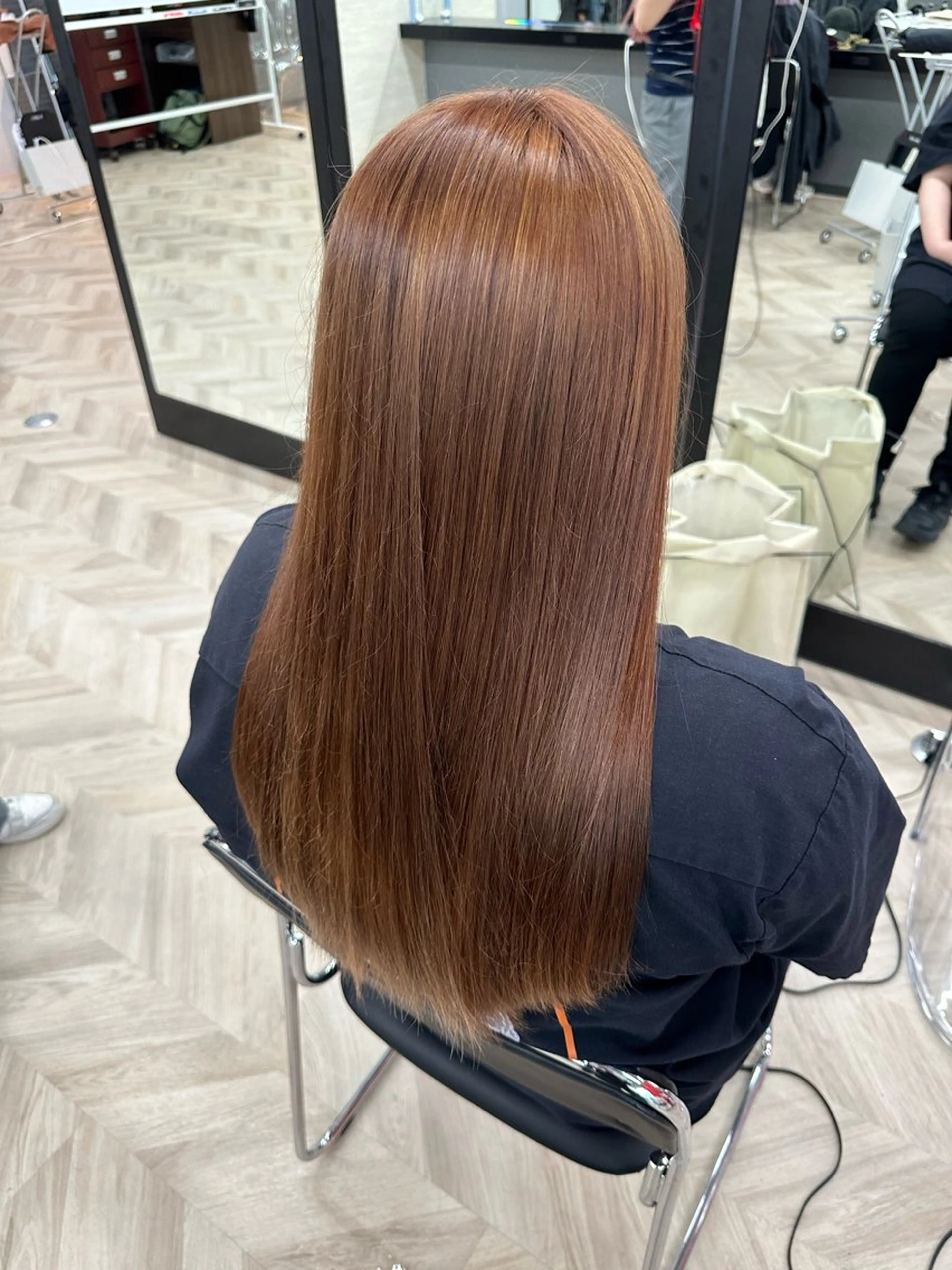 ロング カラー 川上 遥冬のヘアスタイル
