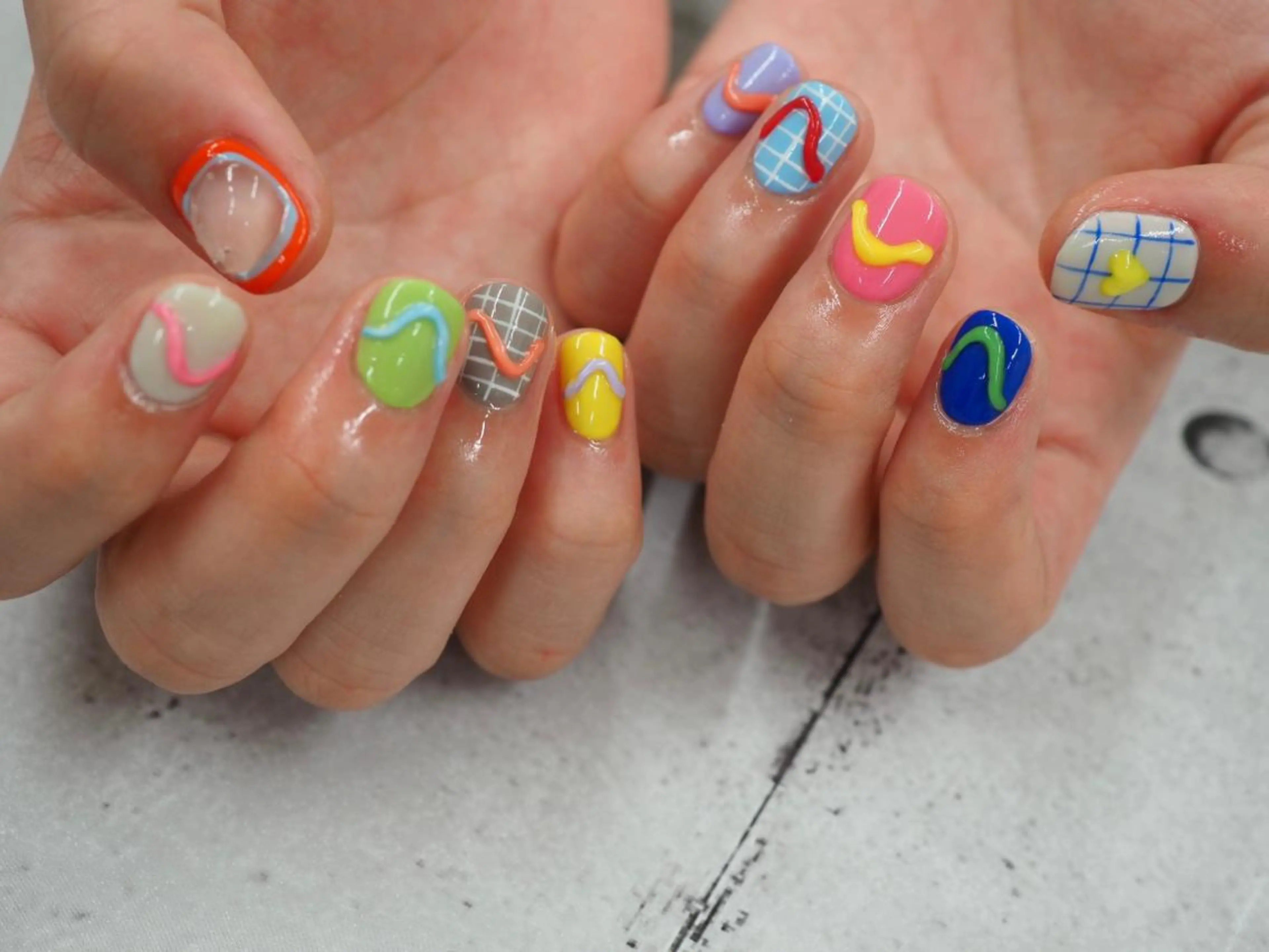 ネイル アートネイル ハート ハンドネイル Glück...所属・kohashi miwaのネイルデザイン