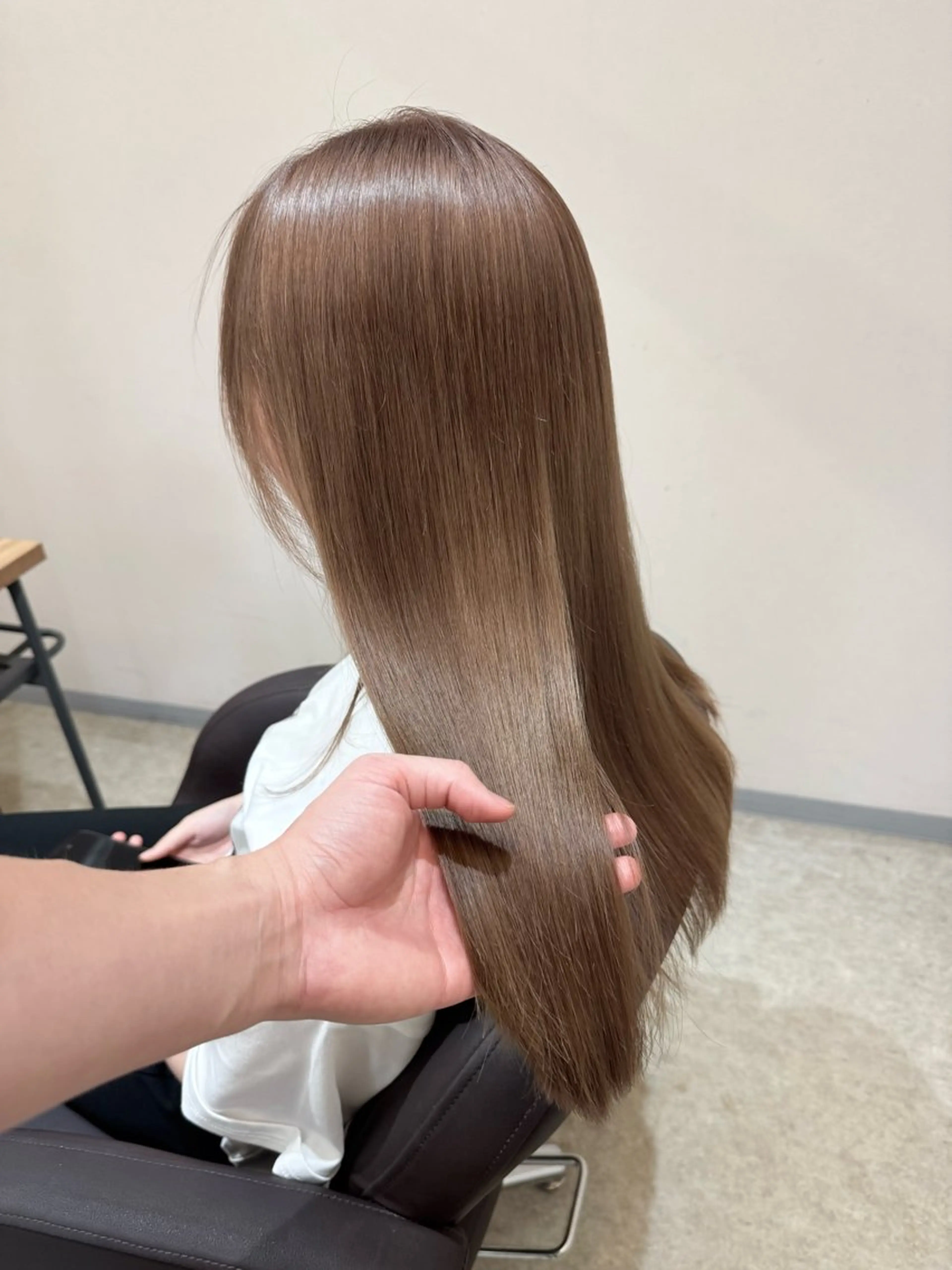 セミロング ボブ 韓国風ヘア レイヤーカット 縮毛矯正 ヘアカラー トリートメント ✨髪質改善美髪矯正✨ ボブ/切りっぱなし✨のヘアスタイル