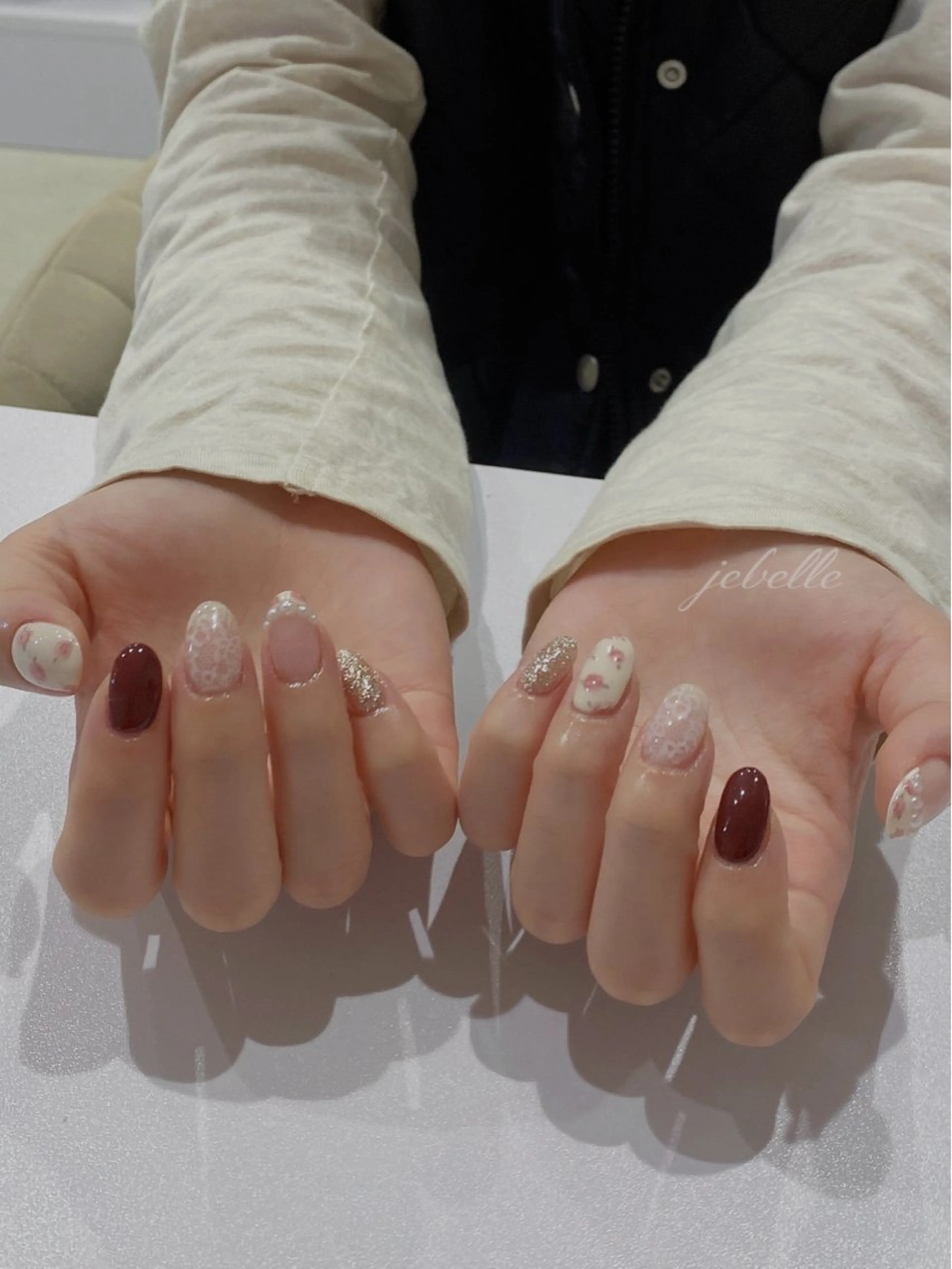 ネイル ハンドネイル ハンドケア KARIN🦢 jebelleのネイルデザイン