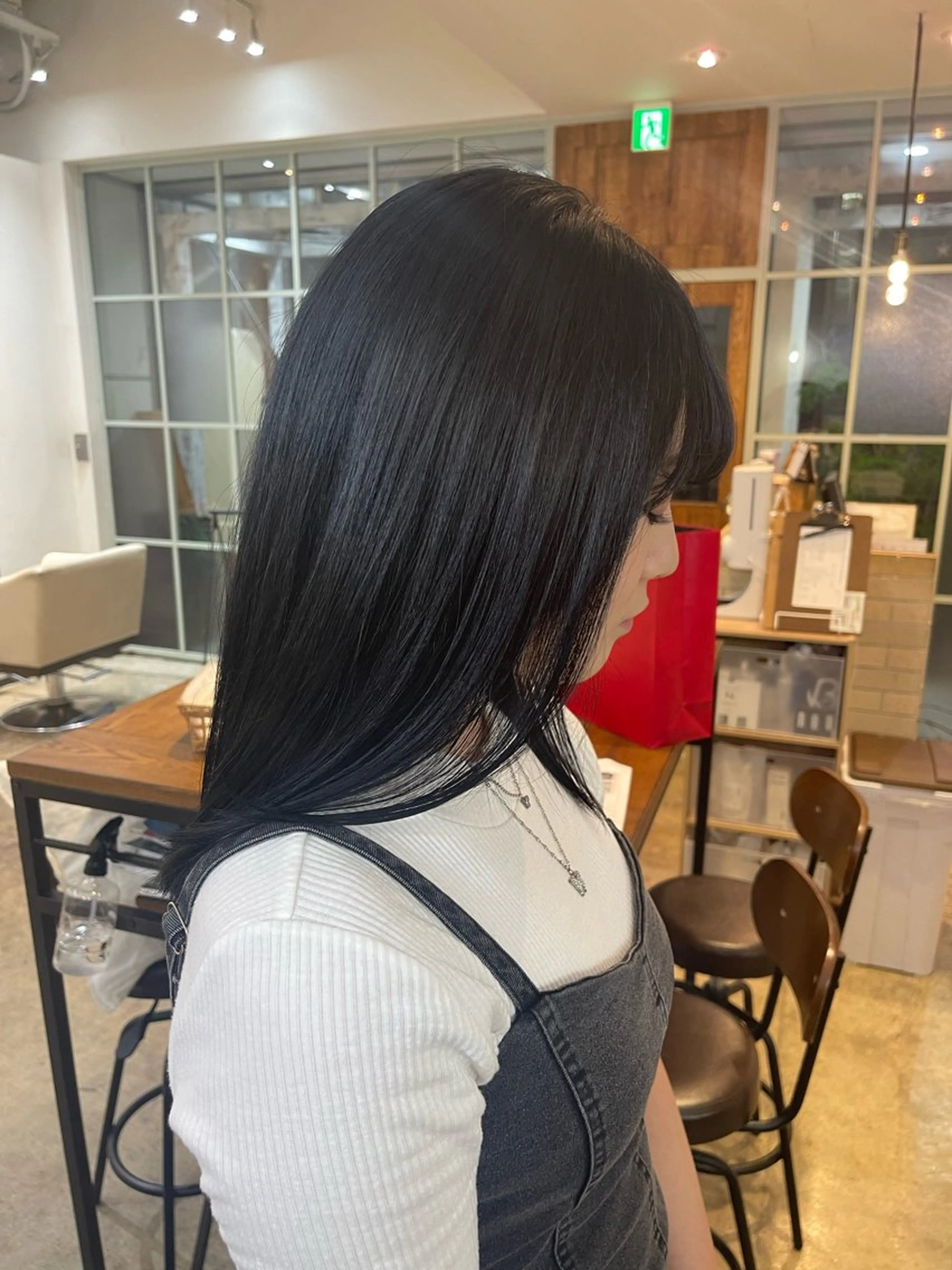 ミディアム ヘアカラー トリートメント TELA HAIR 岩槻店所属・店長 丸山祐輝のヘアスタイル