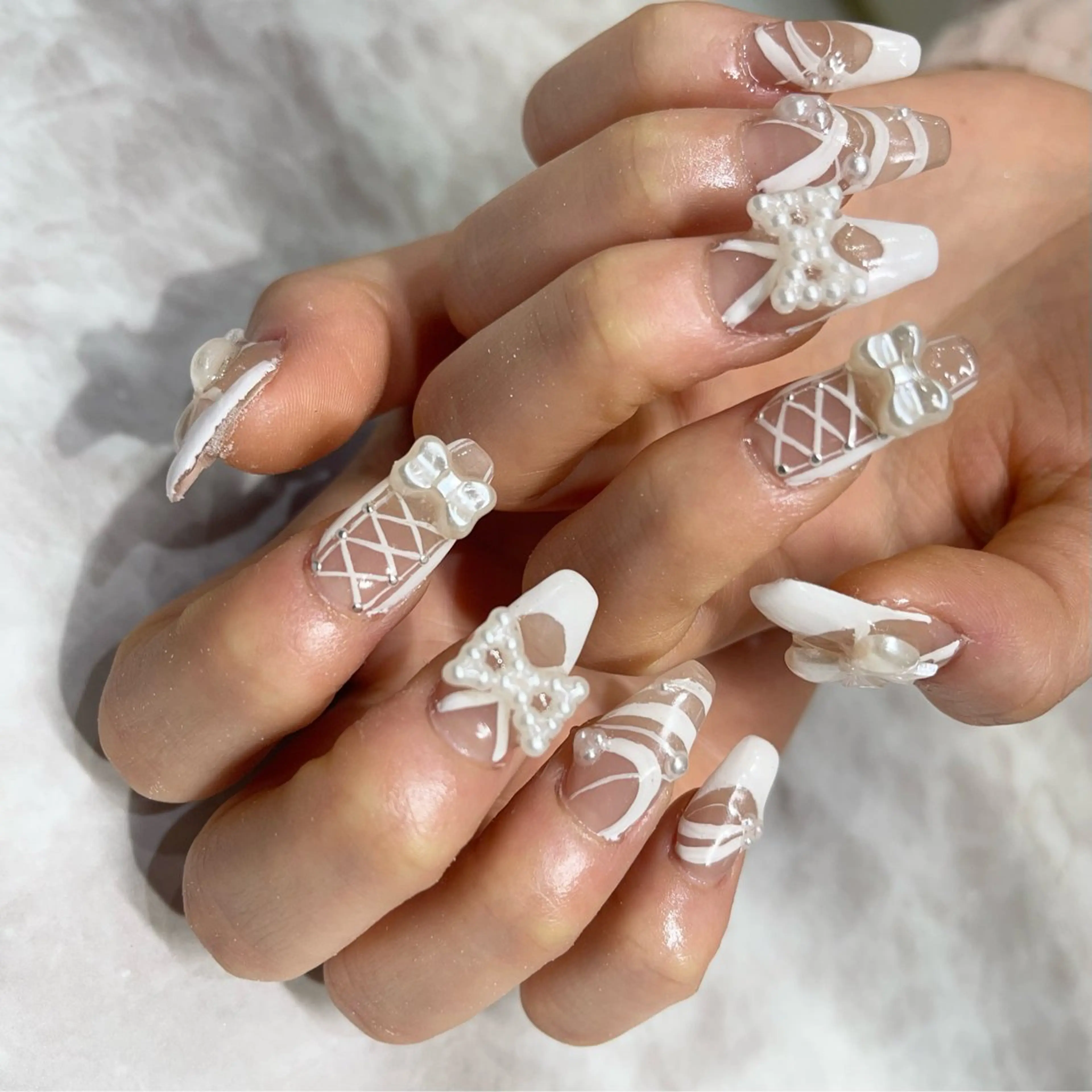 ネイル アートネイル ジェルネイル ガーリー PlusOnenailsalon所属・粕屋ネイル＆耳つぼ 🫧Natsumiのネイルデザイン
