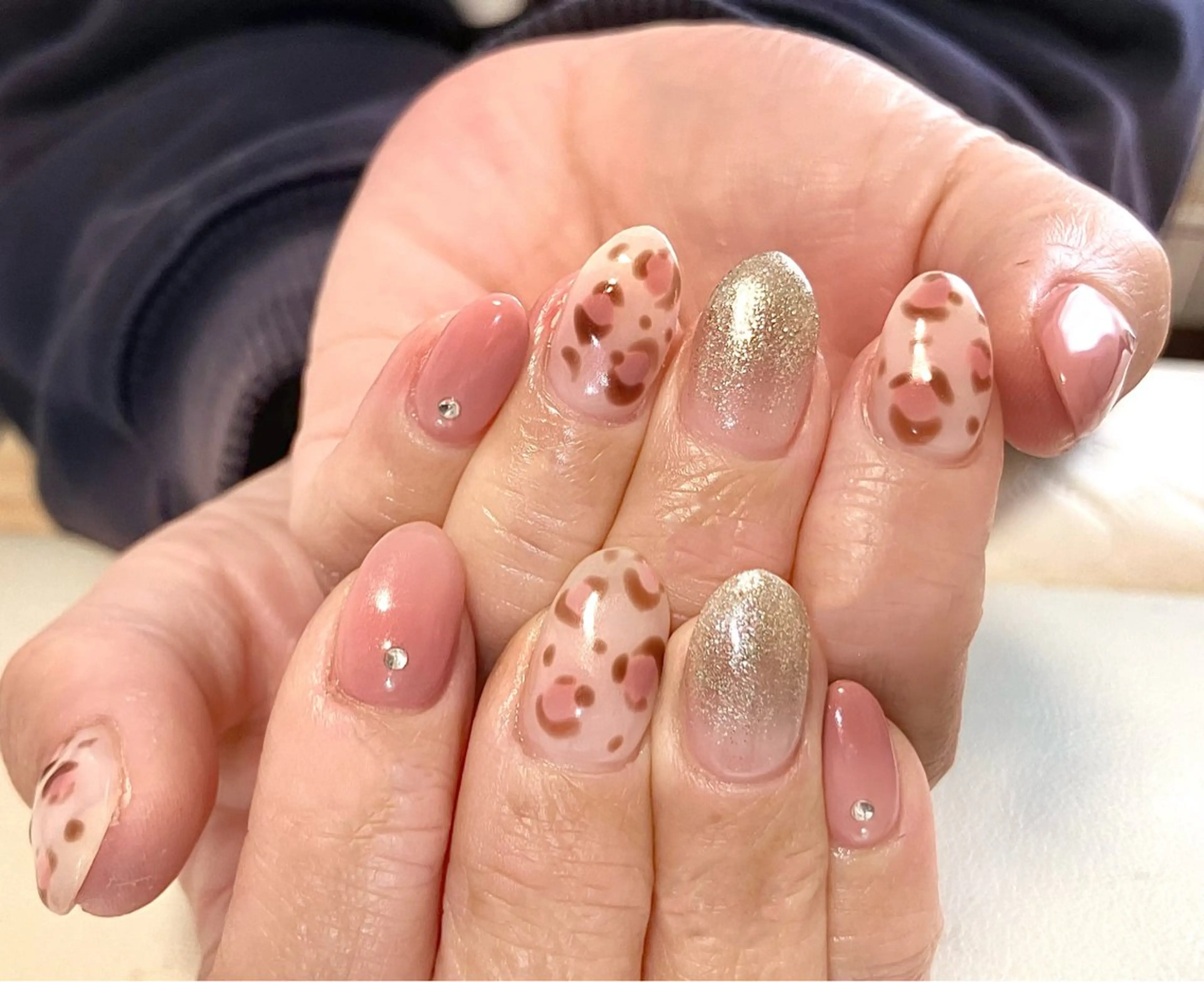 ネイル アートネイル ジェルネイル キラキラネイル マグネットネイル 大理石ネイル(マーブル) ハンドネイル RinRin　nail所属・孔 ジンシェンのネイルデザイン