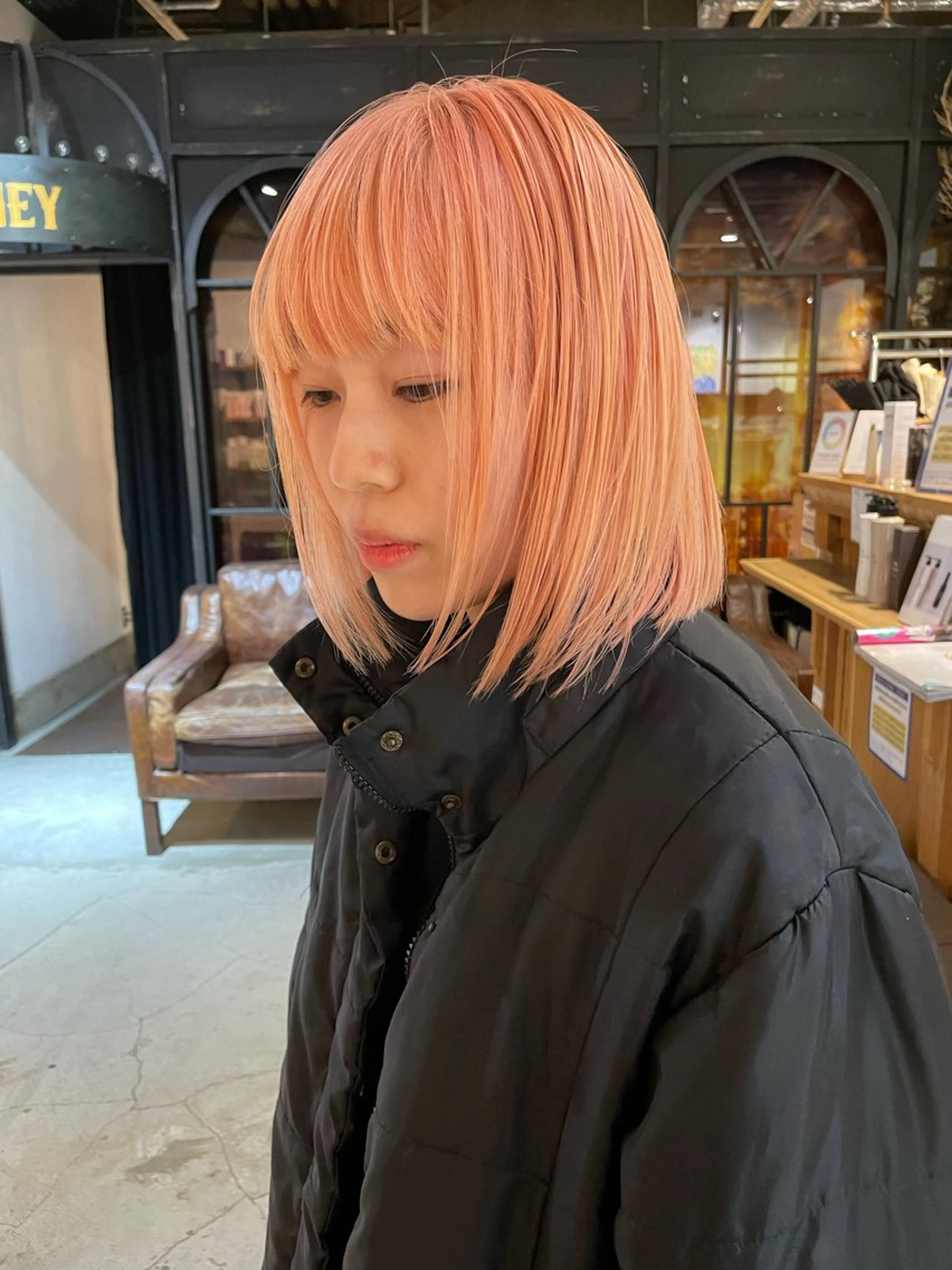 ミディアム カラー 増井 歩夢のヘアスタイル