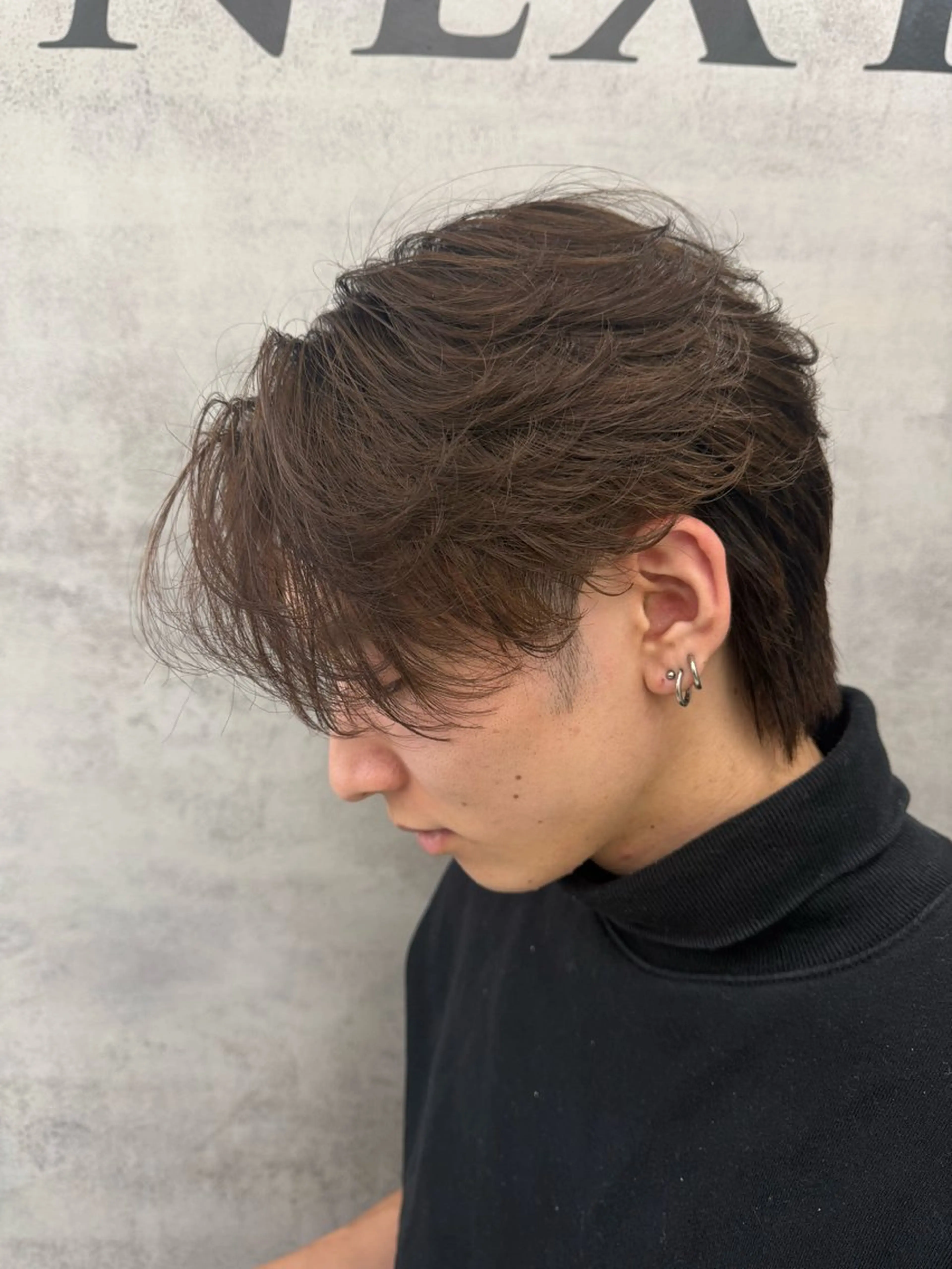 メンズ カット 毛流れ特化愁斗 センターパートパーマのヘアスタイル