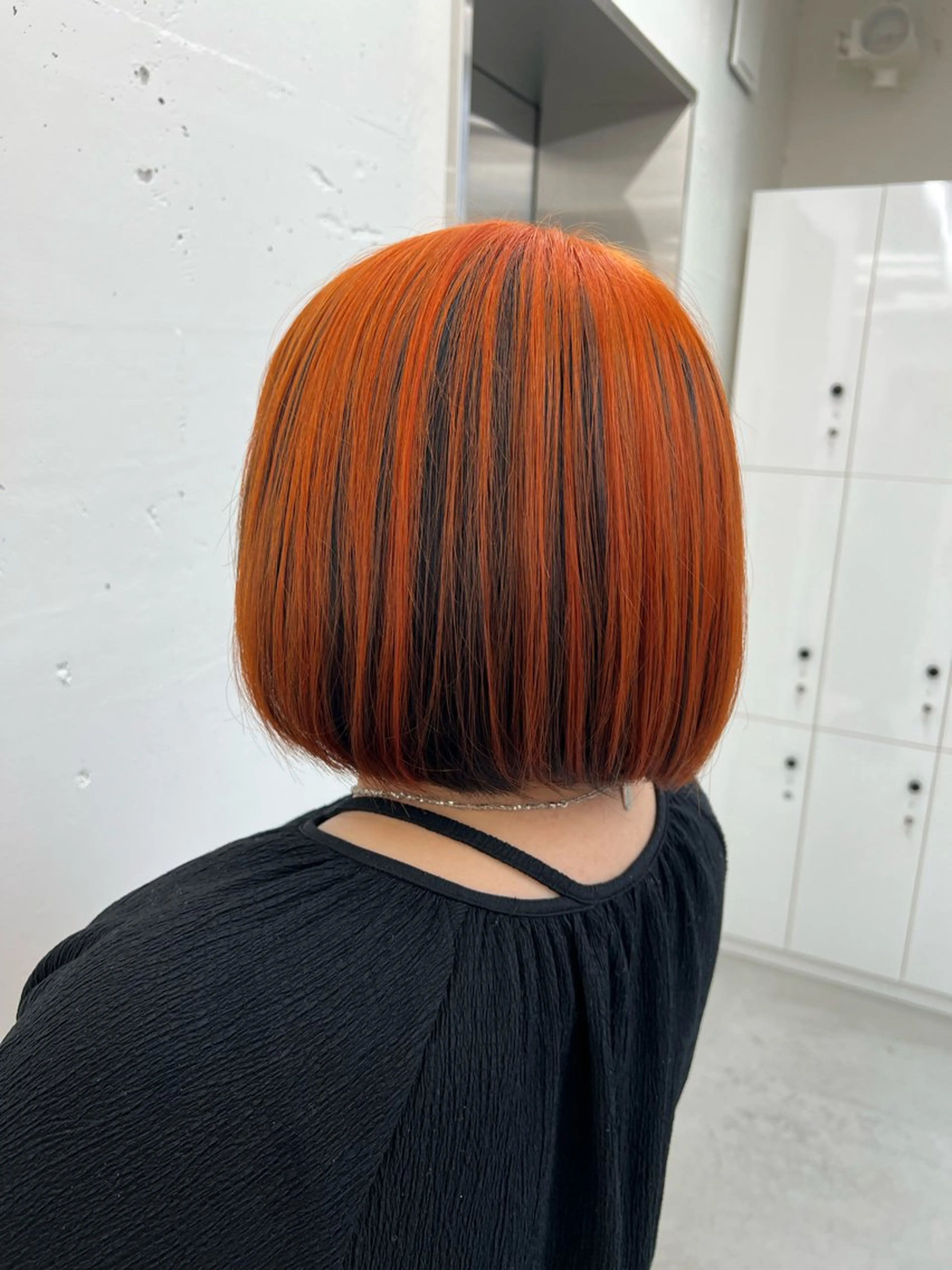 ミディアム カラー 黒髪 デザインカラー オレンジ ヘアカラー トリートメント あすか JILLSTUDIOのヘアスタイル