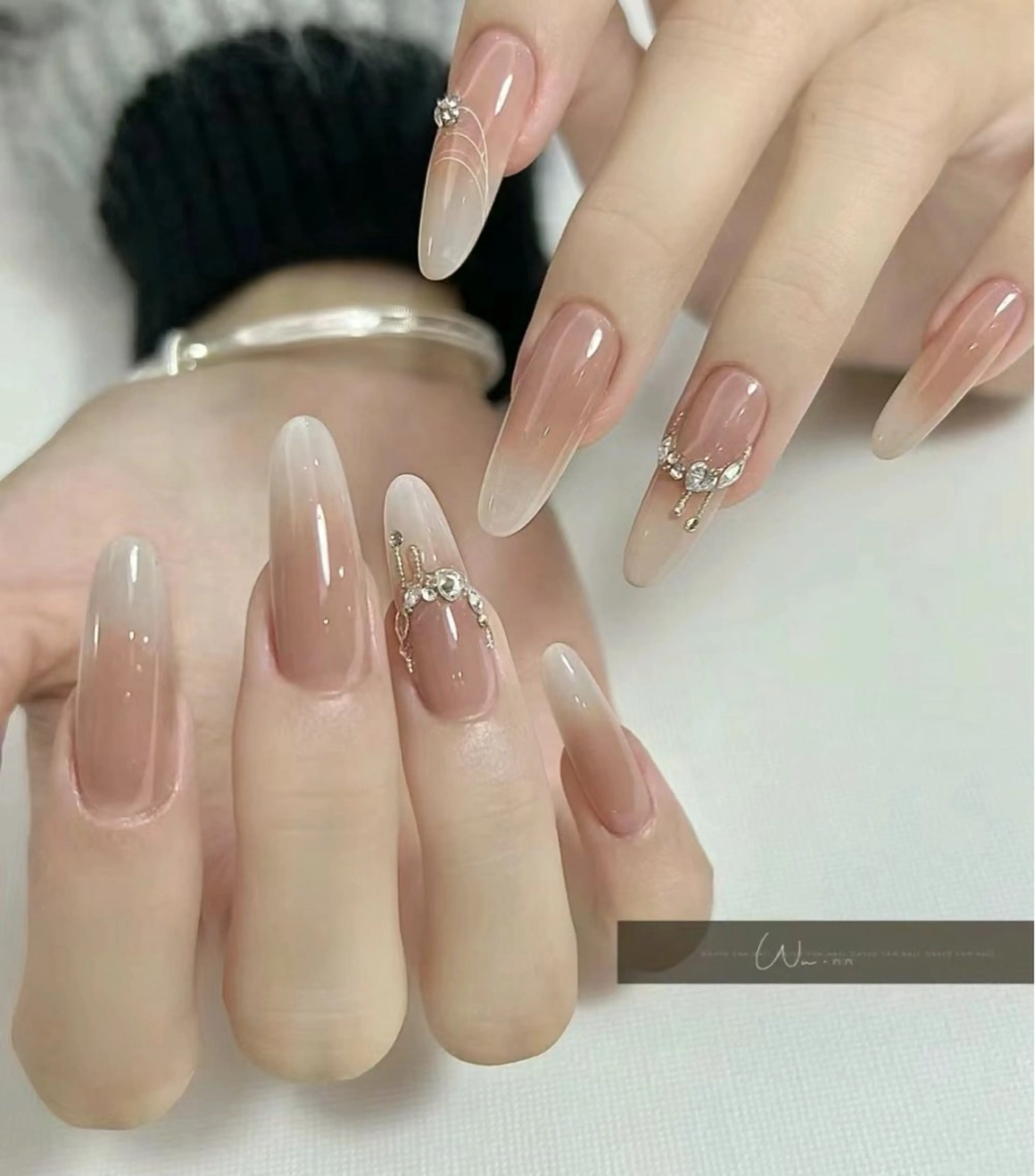 ネイル ハンドネイル 山下 愛のネイルデザイン