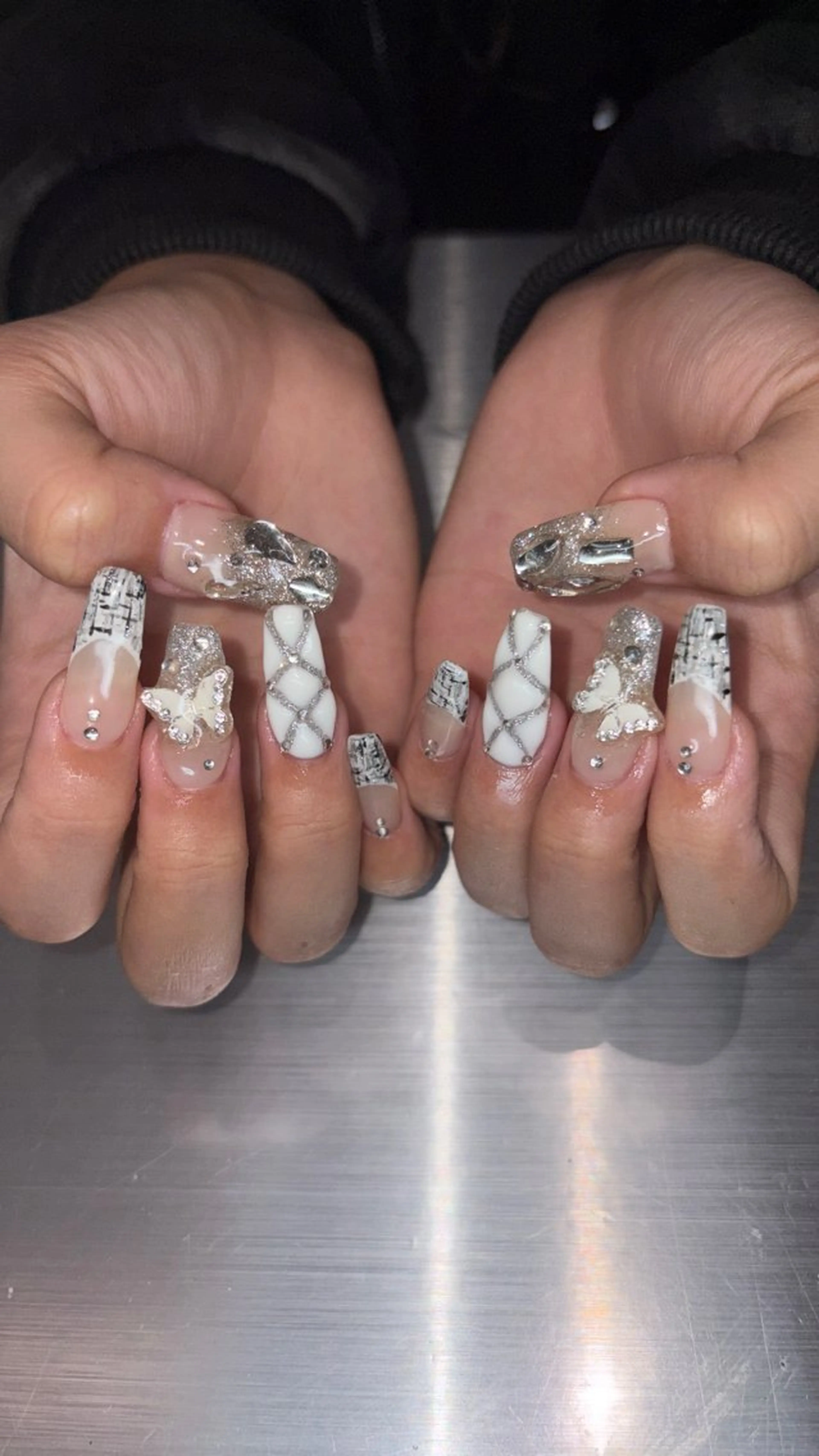 ネイル 👽個性派ネイル🎀 komachiのネイルデザイン