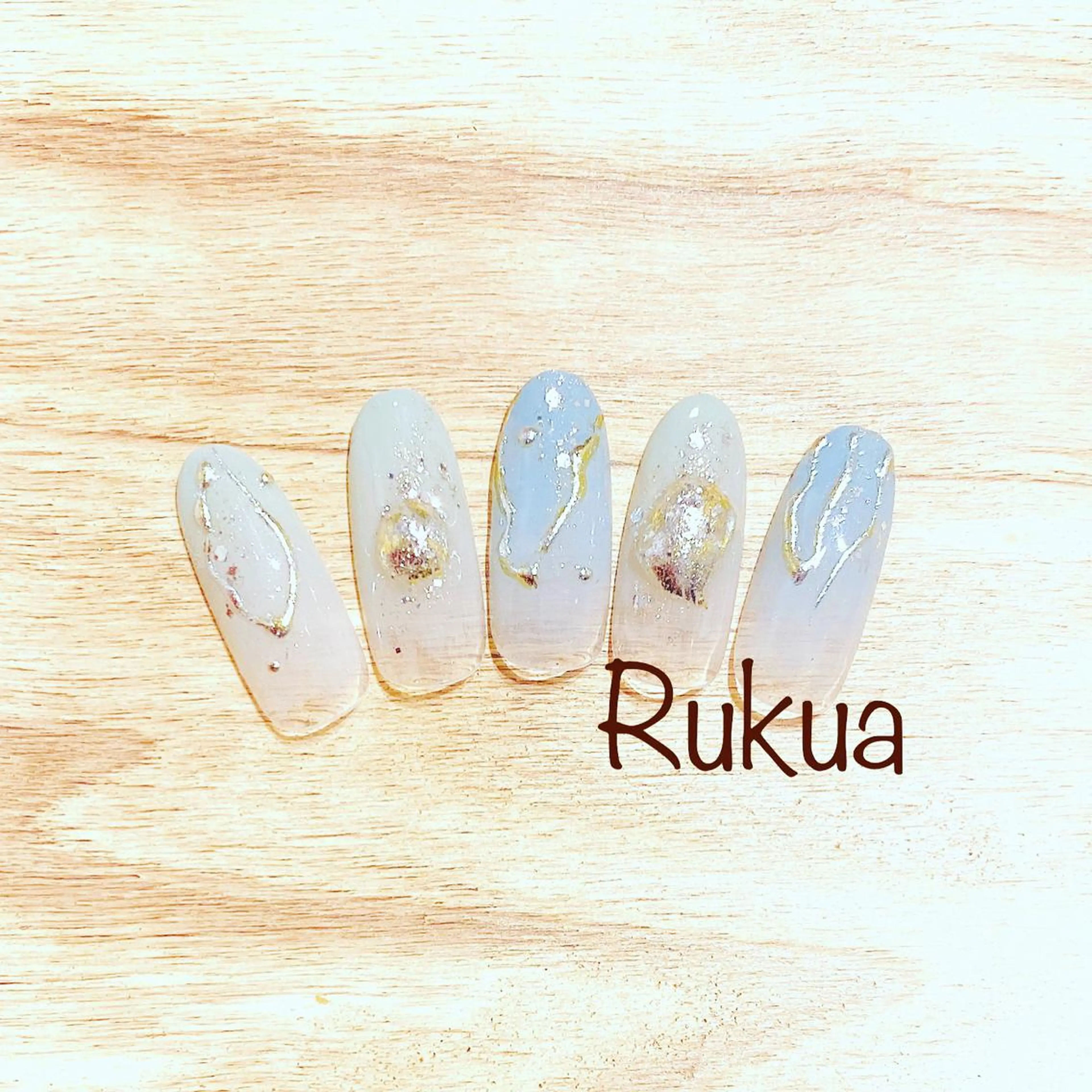 ネイル Rukua Nの眉毛・アイブロウイメージ