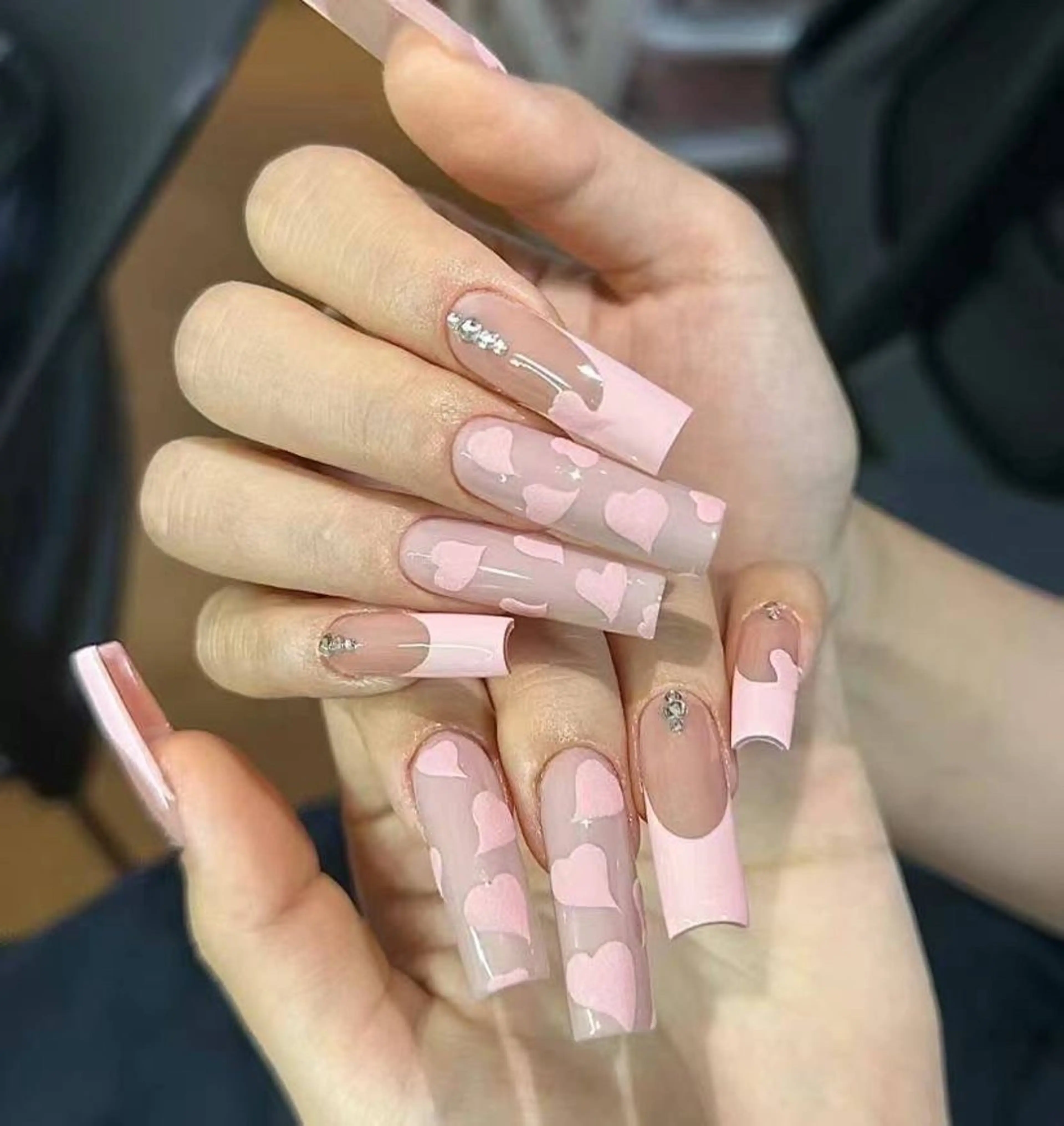 ネイル ハンドネイル ハンドケア 🤩 Yuliaユリアのネイルデザイン